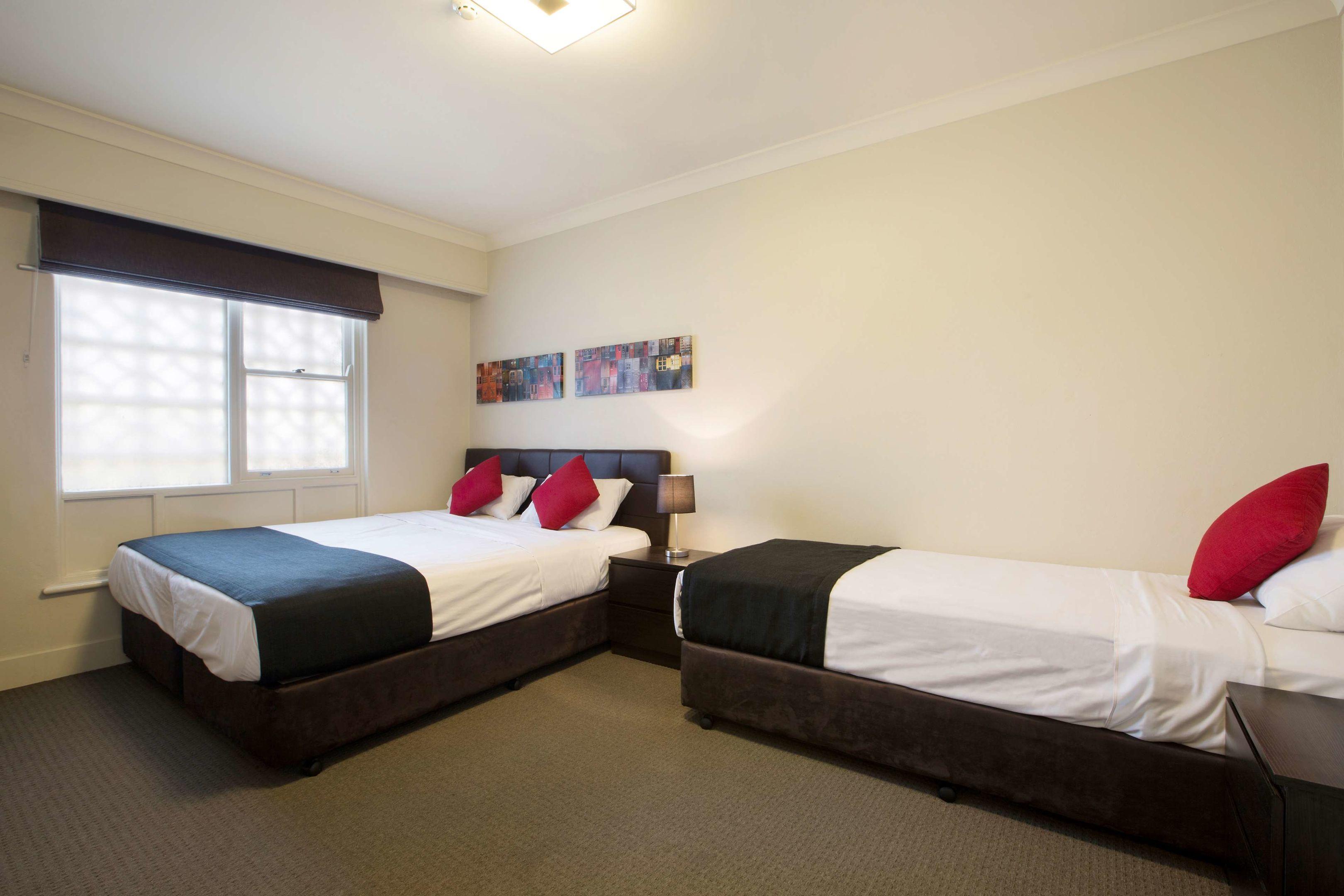 Enfield Hotel — photo 4