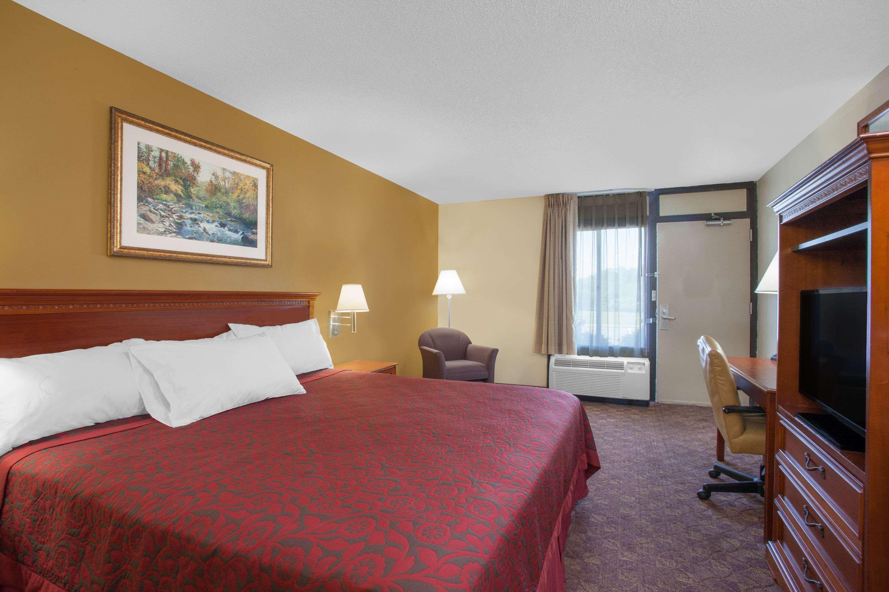 Days Inn Perryville — photo 5