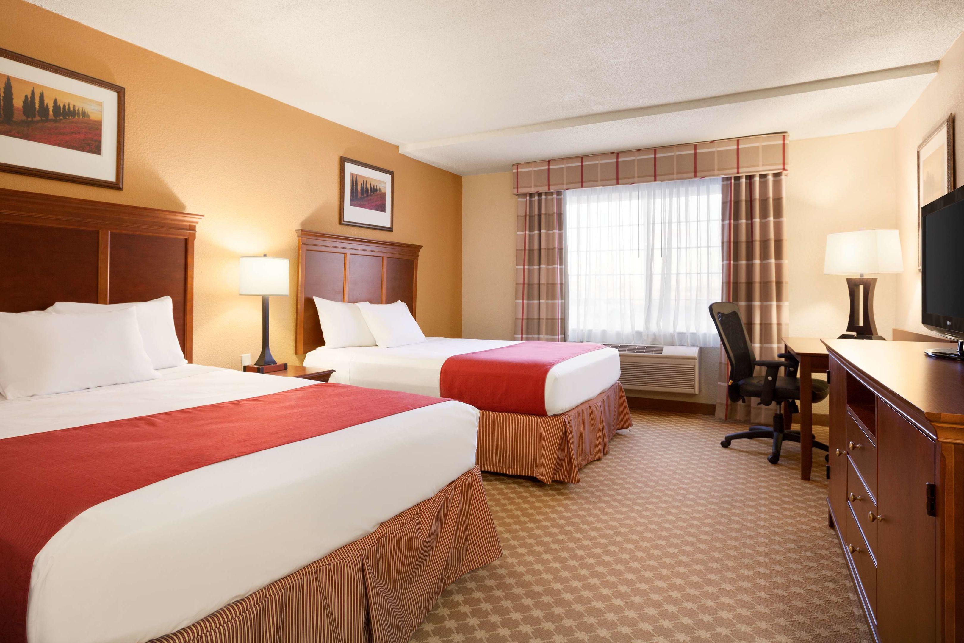 Country Inn & Suites by Radisson, Kalamazoo, MI — photo 4