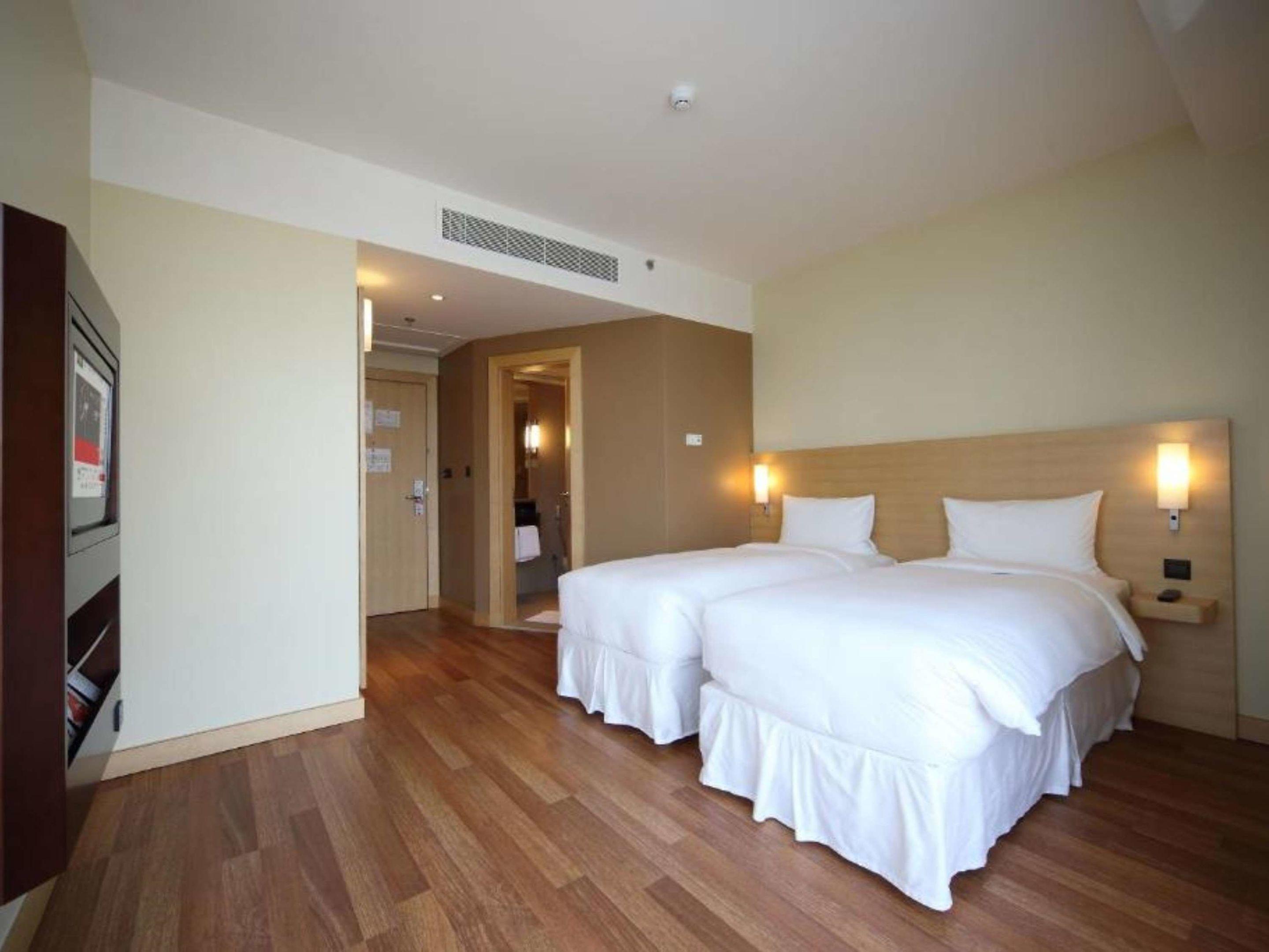ibis Riyadh Olaya Street Hotel — photo 5