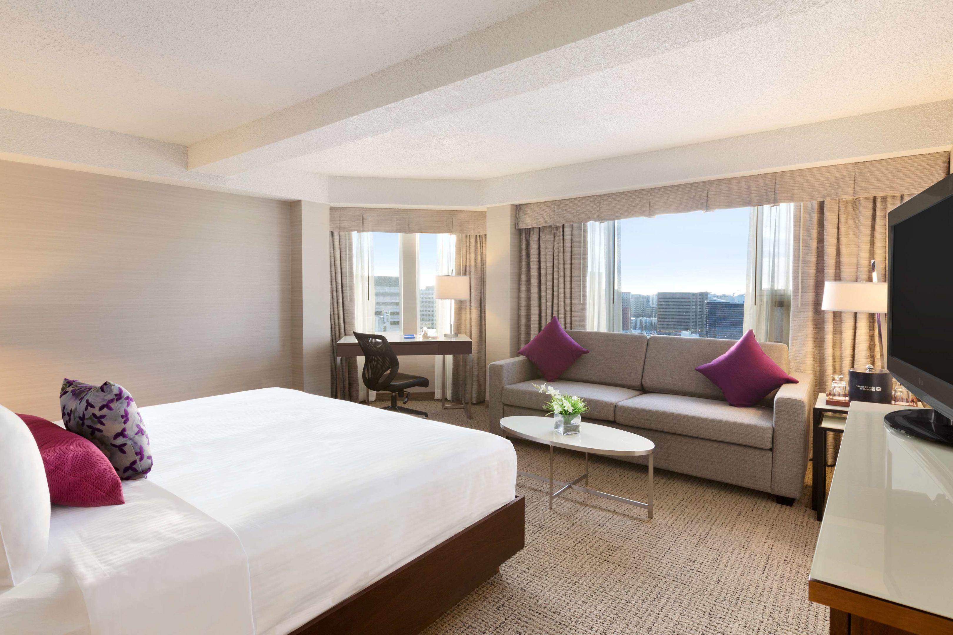 Coast Edmonton Plaza Hotel by APA — photo 5
