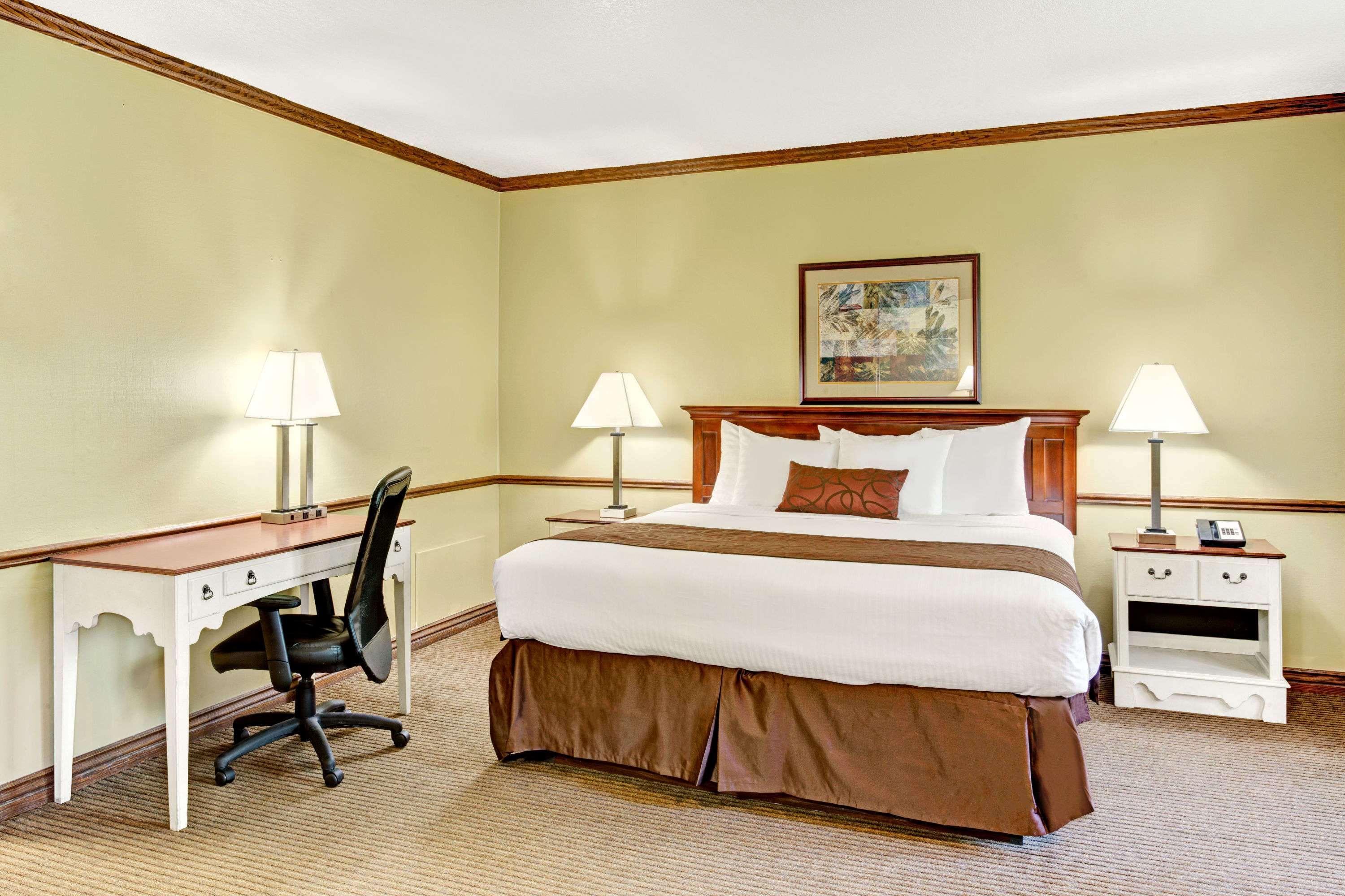 Baymont Inn & Suites Provo River — photo 4
