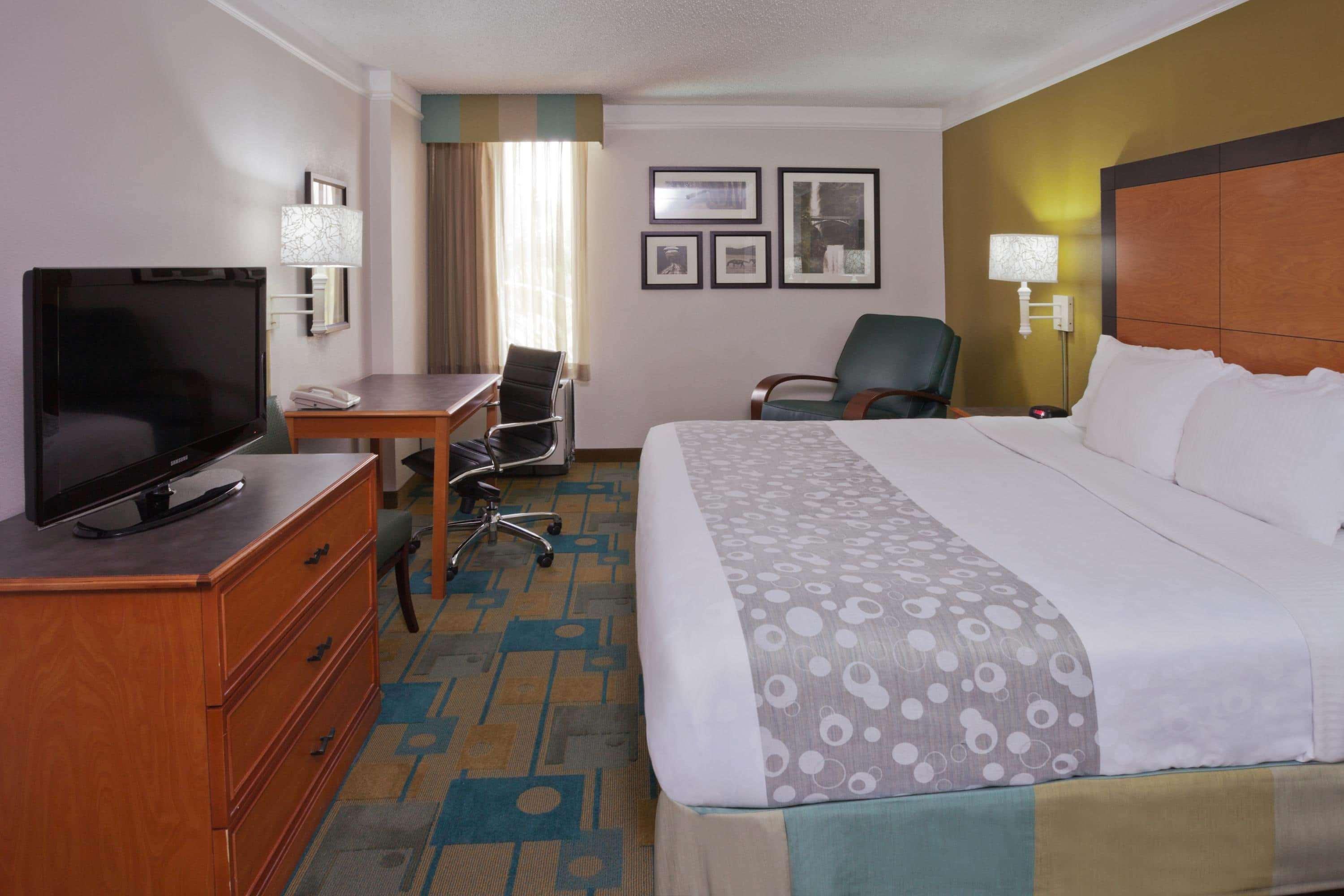 La Quinta Inn & Suites Houston Stafford Sugarland — photo 5