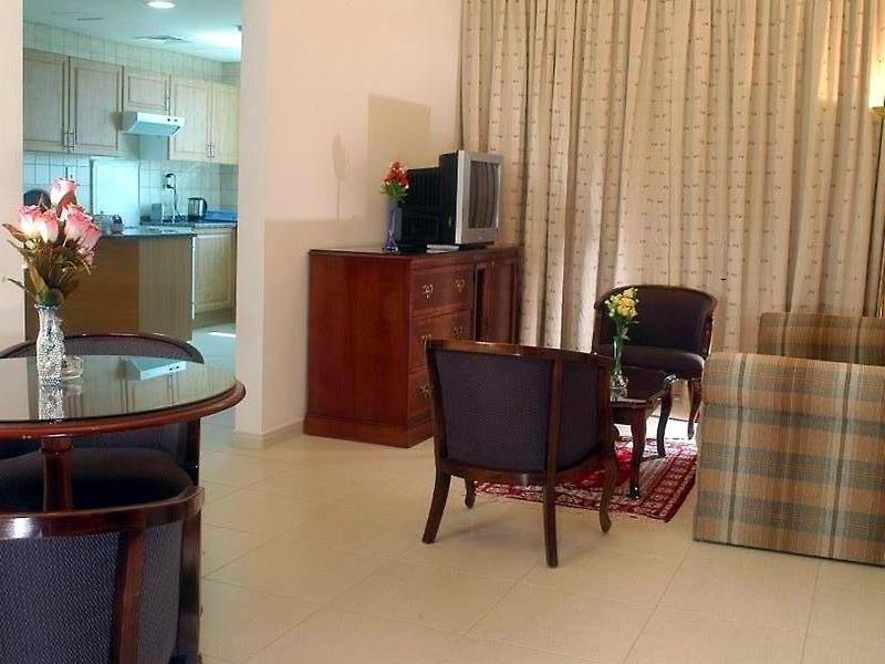 Ramee Guestline Hotel Apts II Dubai — photo 5
