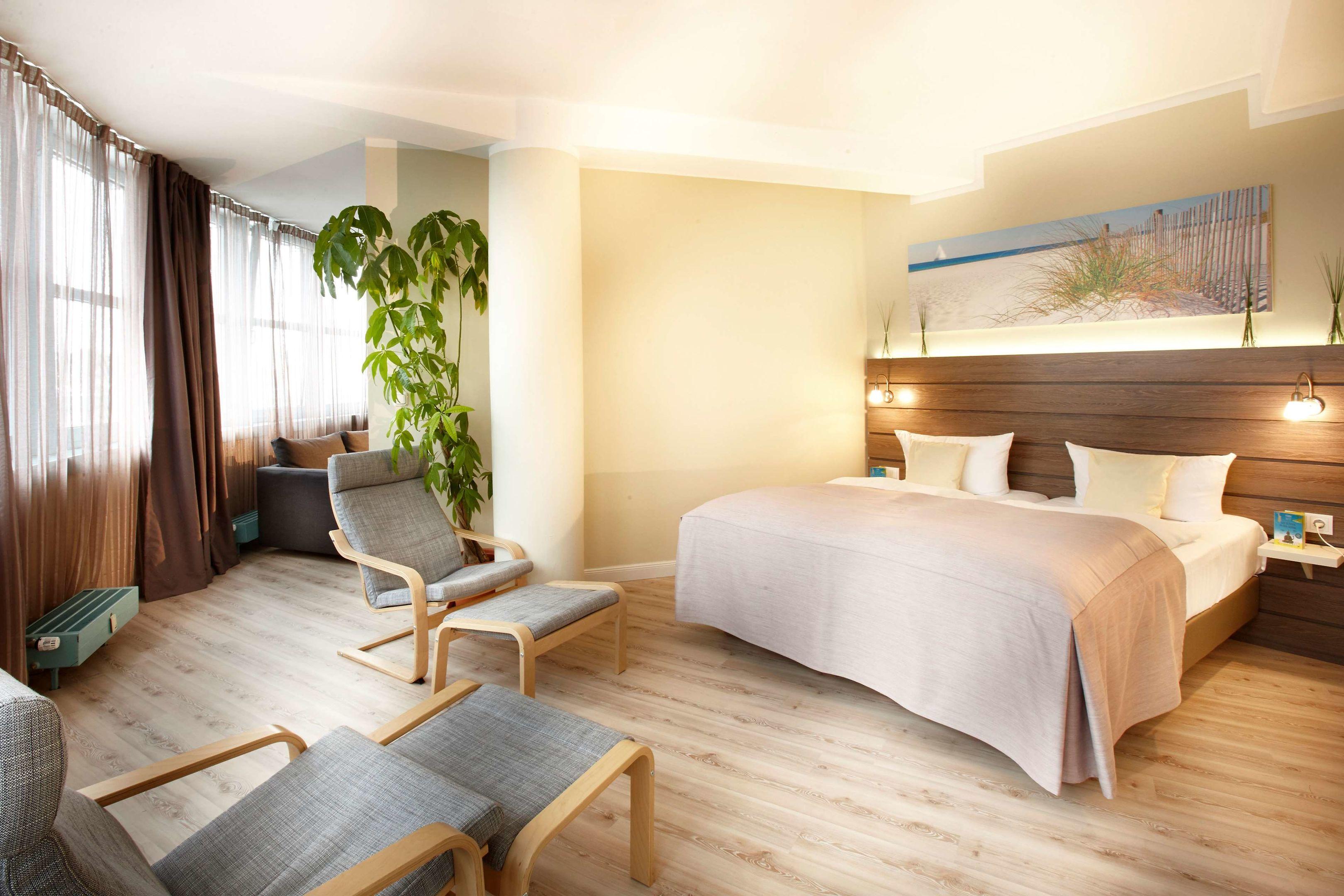 Hotel Kiel by Golden Tulip — photo 4