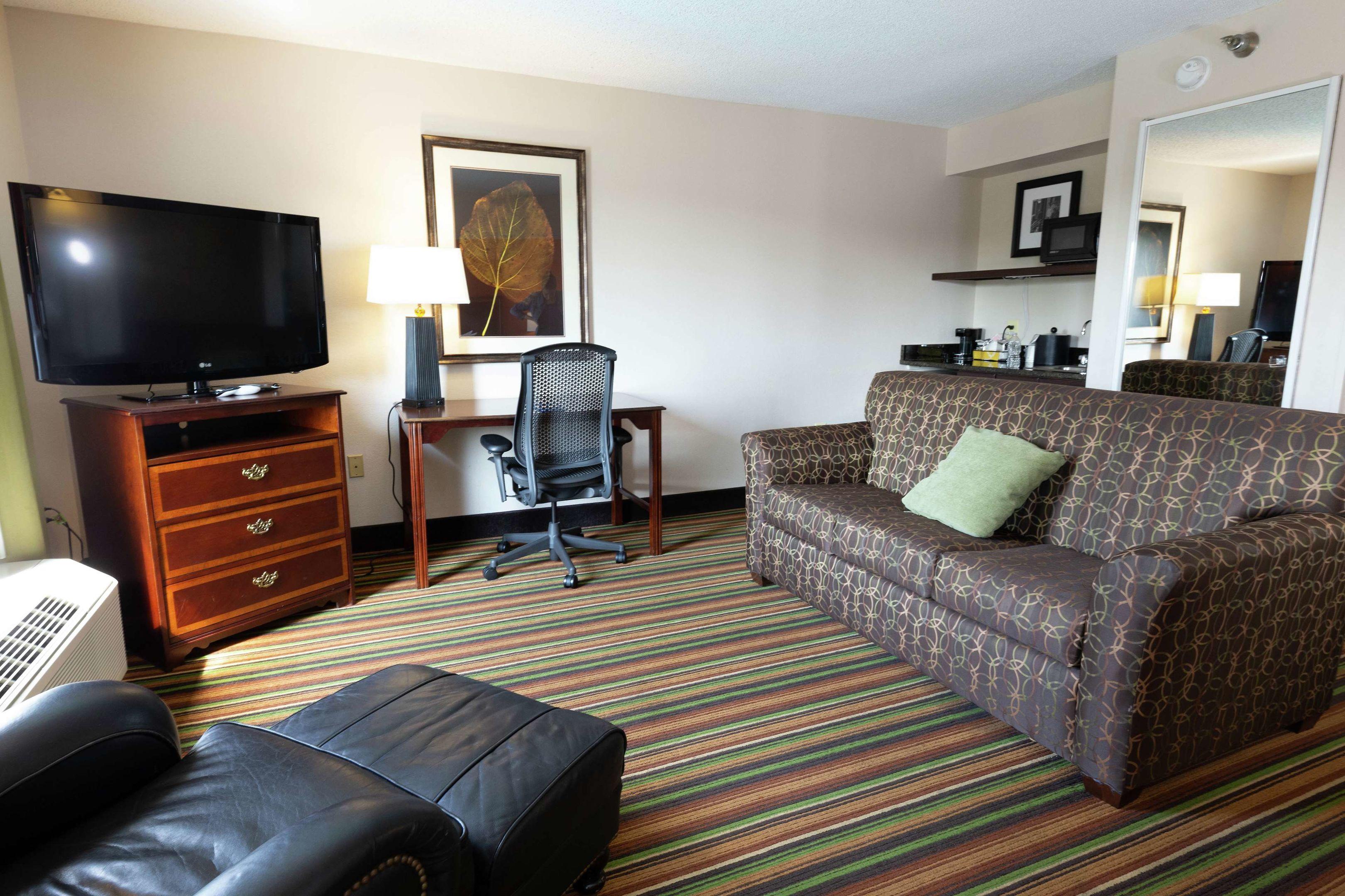 Hampton Inn Winston Salem Hanes Mall — photo 5