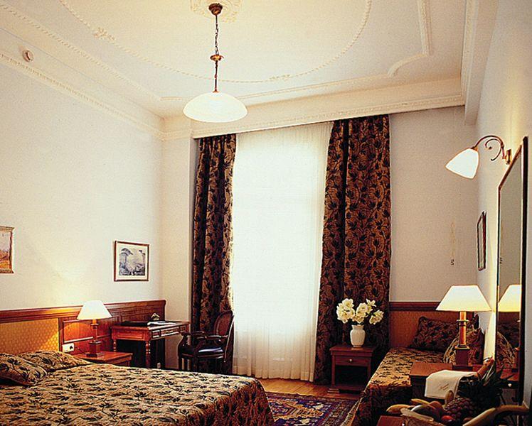 Minerva Premier Hotel — photo 4