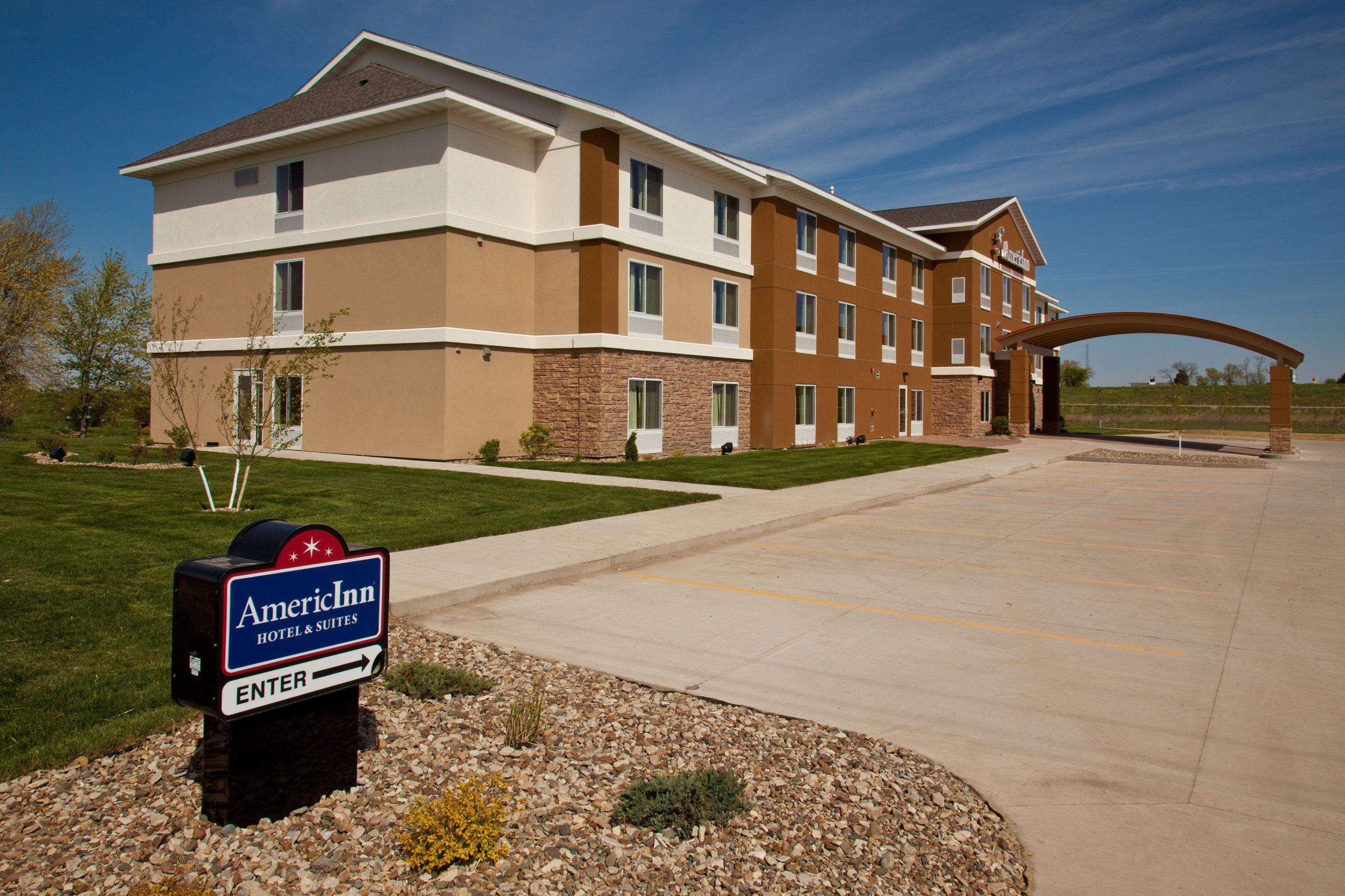 AmericInn by Wyndham Fairfield — photo 4