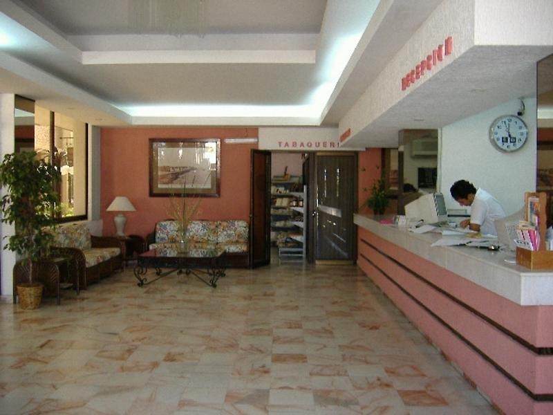 Del Paseo — photo 3