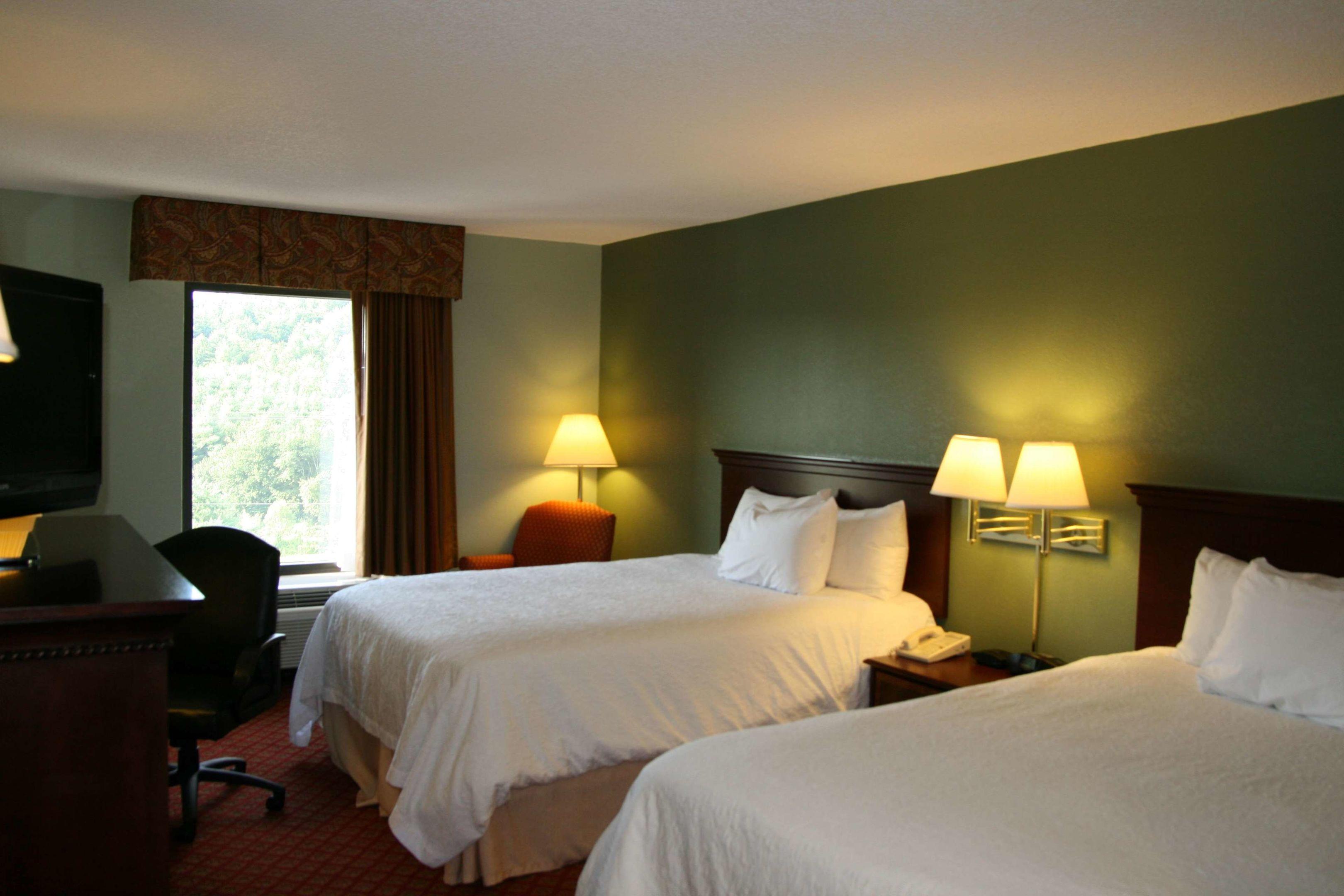 Hampton Inn Hillsville — photo 5