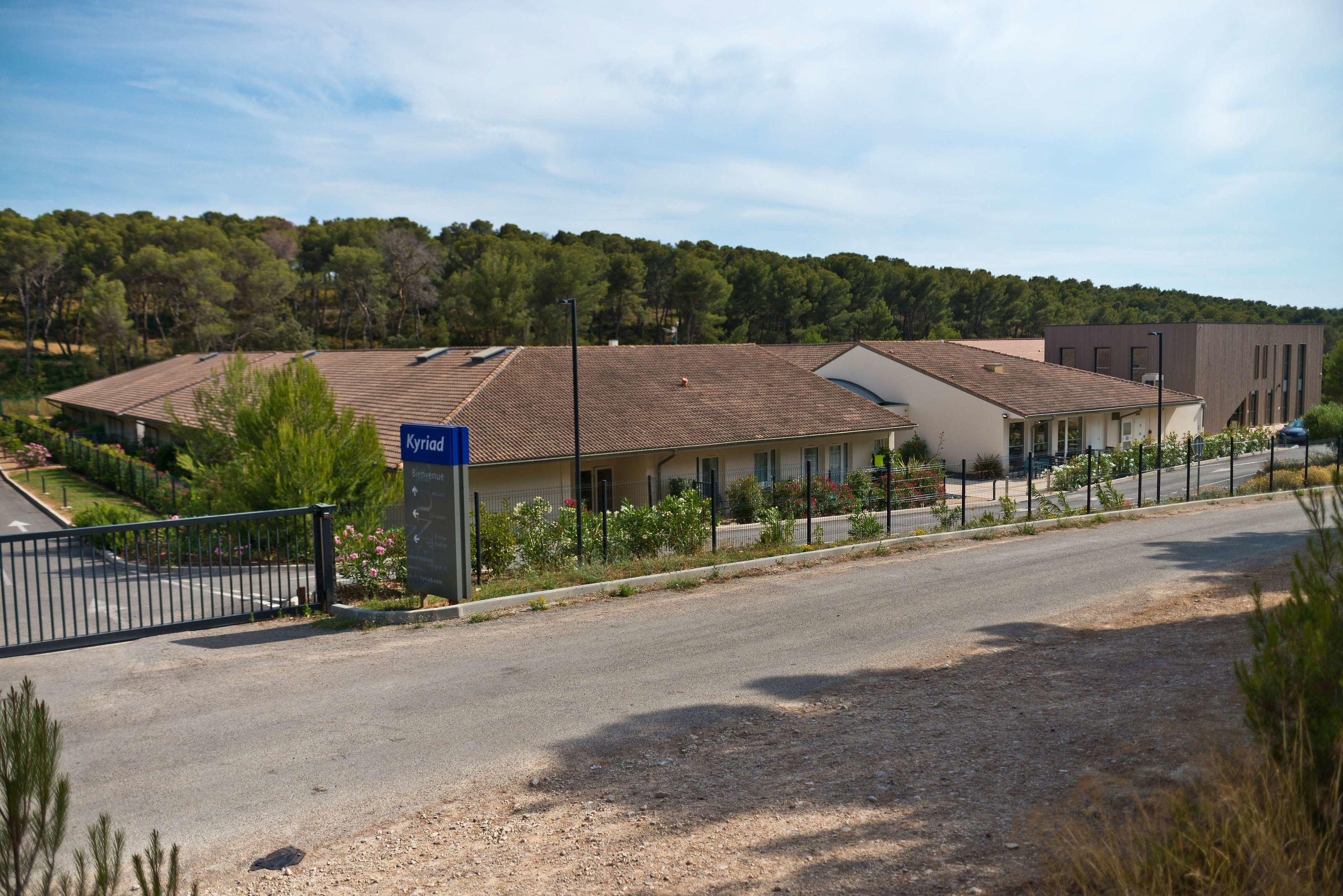 Kyriad Residence Cabries - Plan de Campagne — photo 5