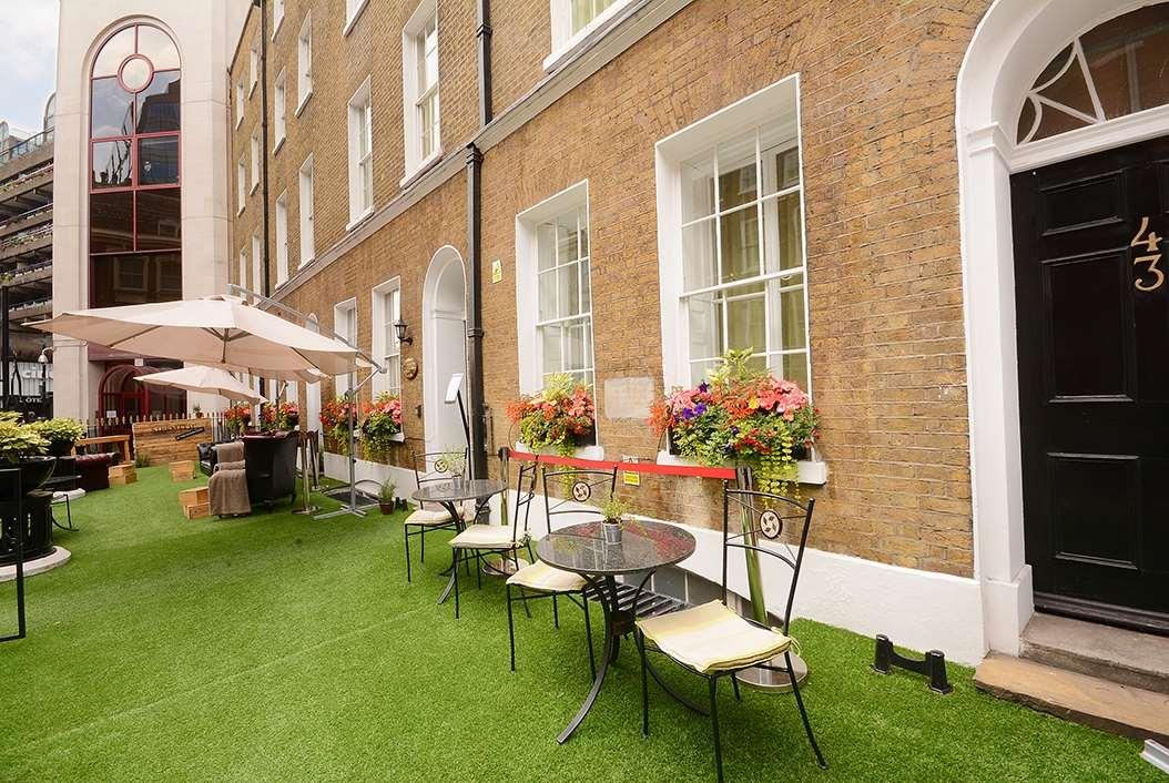 London City Suites By Montcalm — photo 5