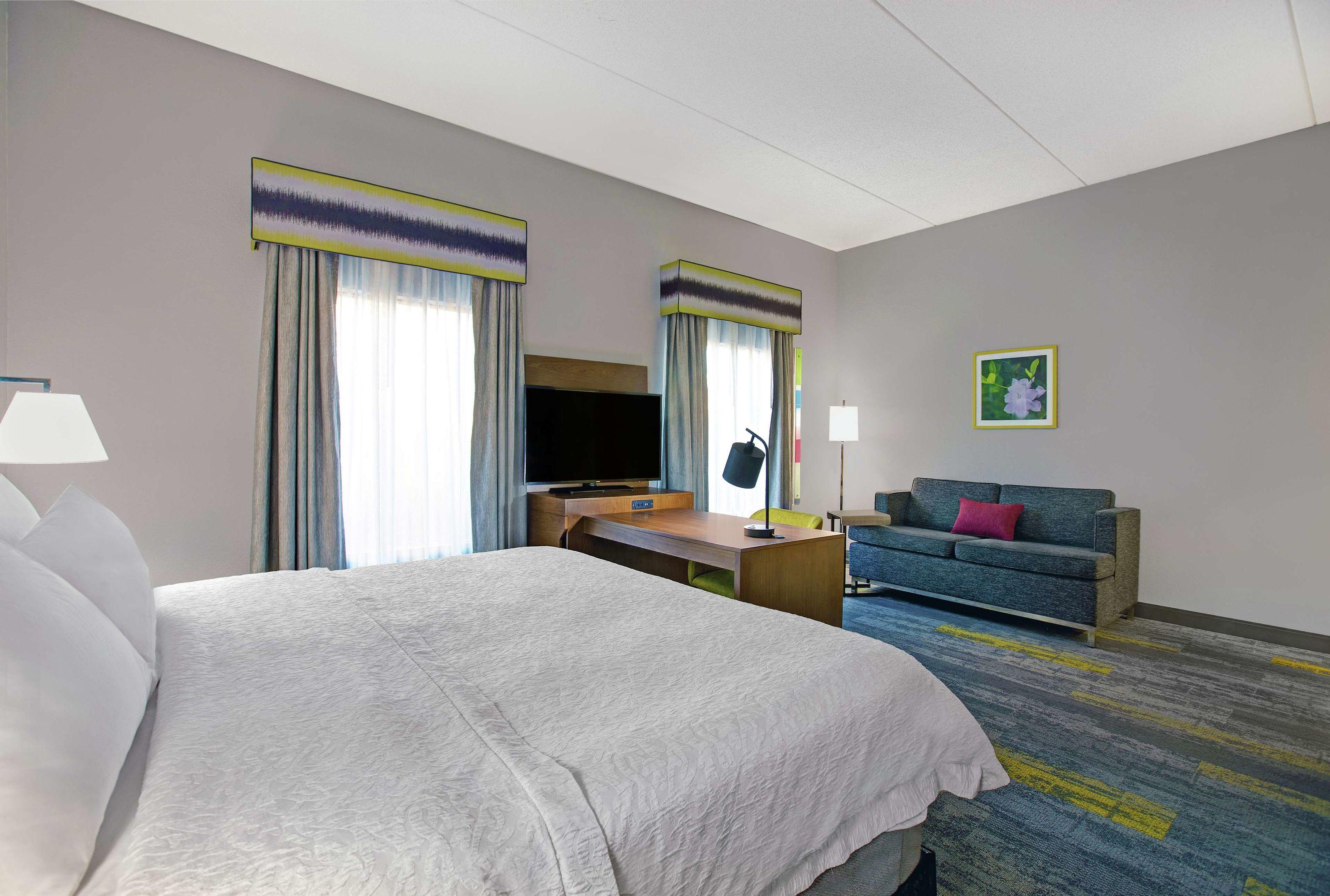 Hampton Inn & Suites Augusta West — photo 5