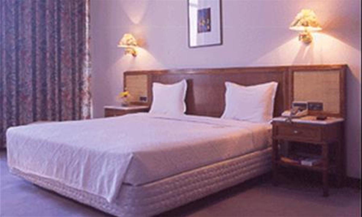 Dighton — photo 5