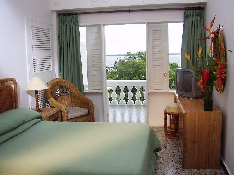 Tequendama Inn Estación Buenaventura By Sercotel — photo 4