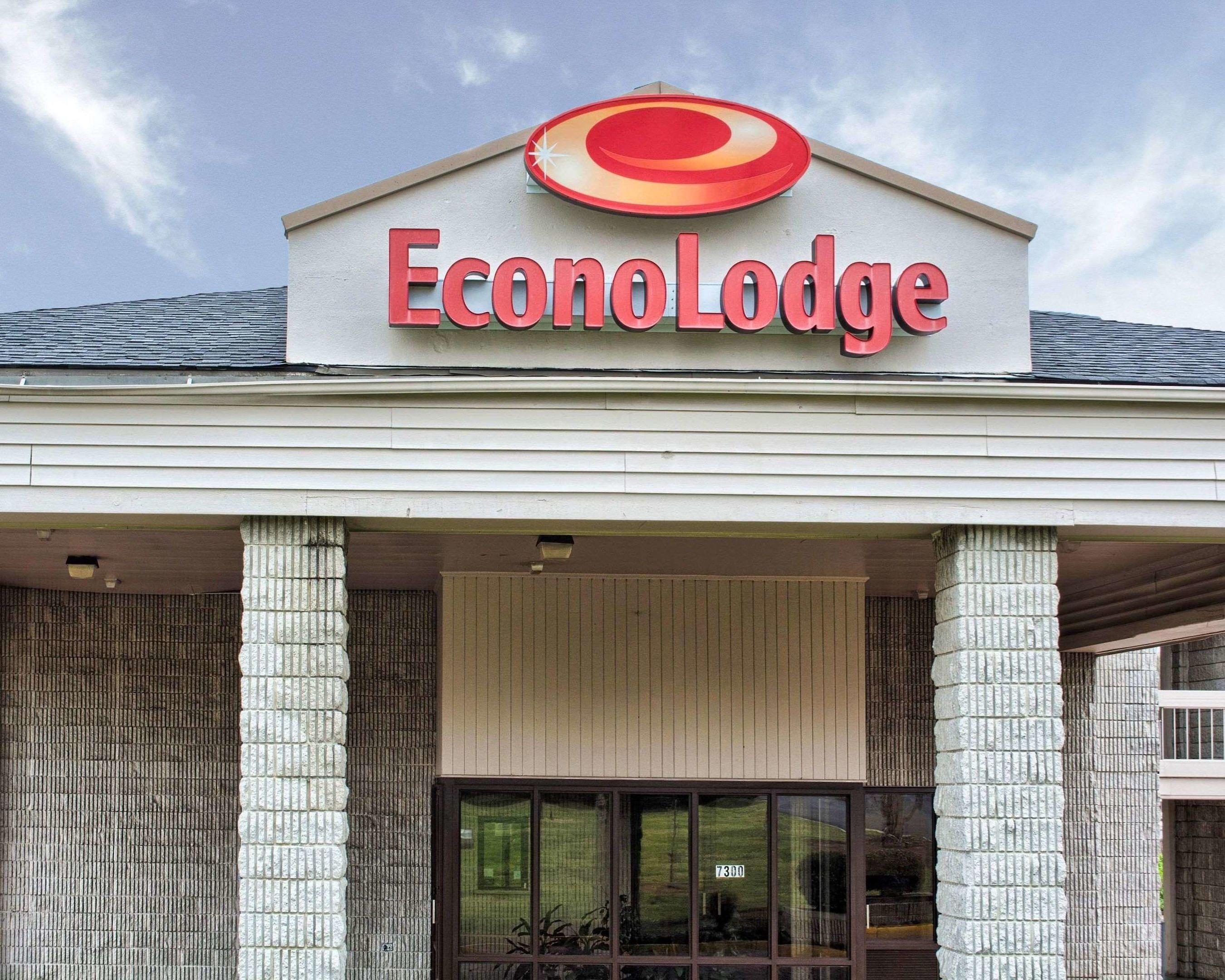 Econo Lodge Richmond West Broad — photo 3