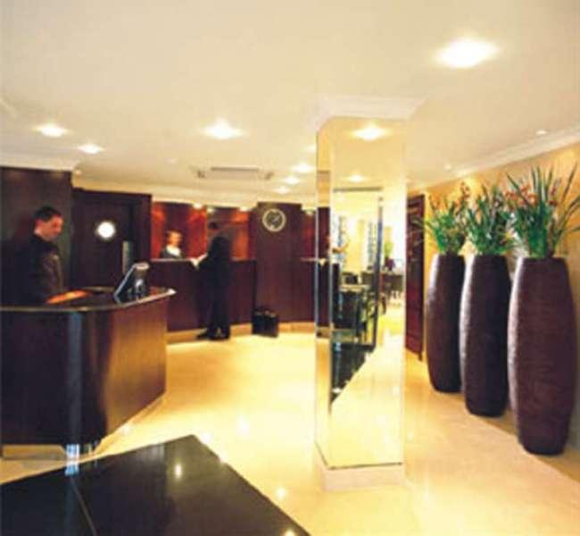 Radisson Blu Edwardian Berkshire Hotel — photo 5