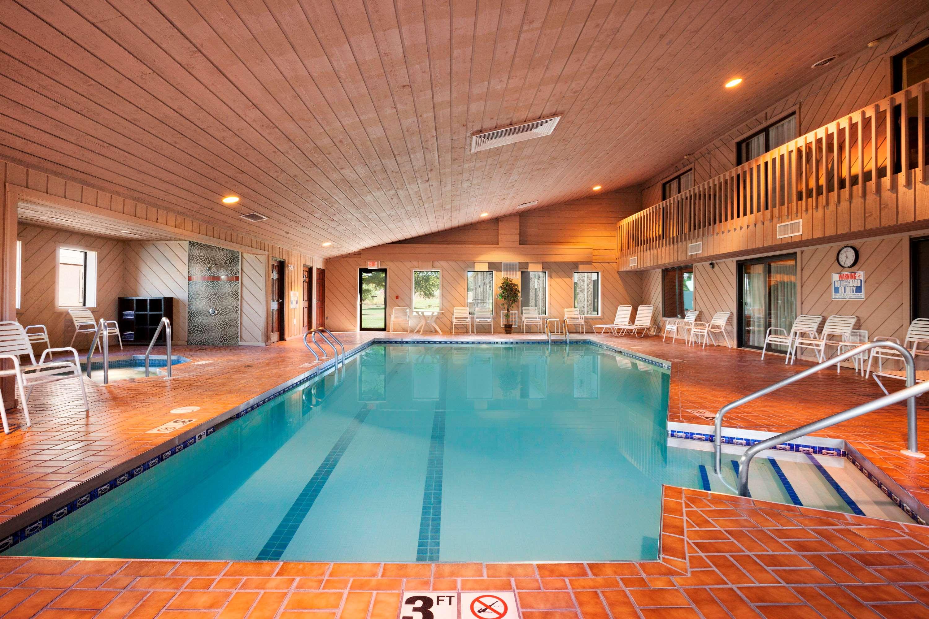 Ramada Wisconsin Dells — photo 3