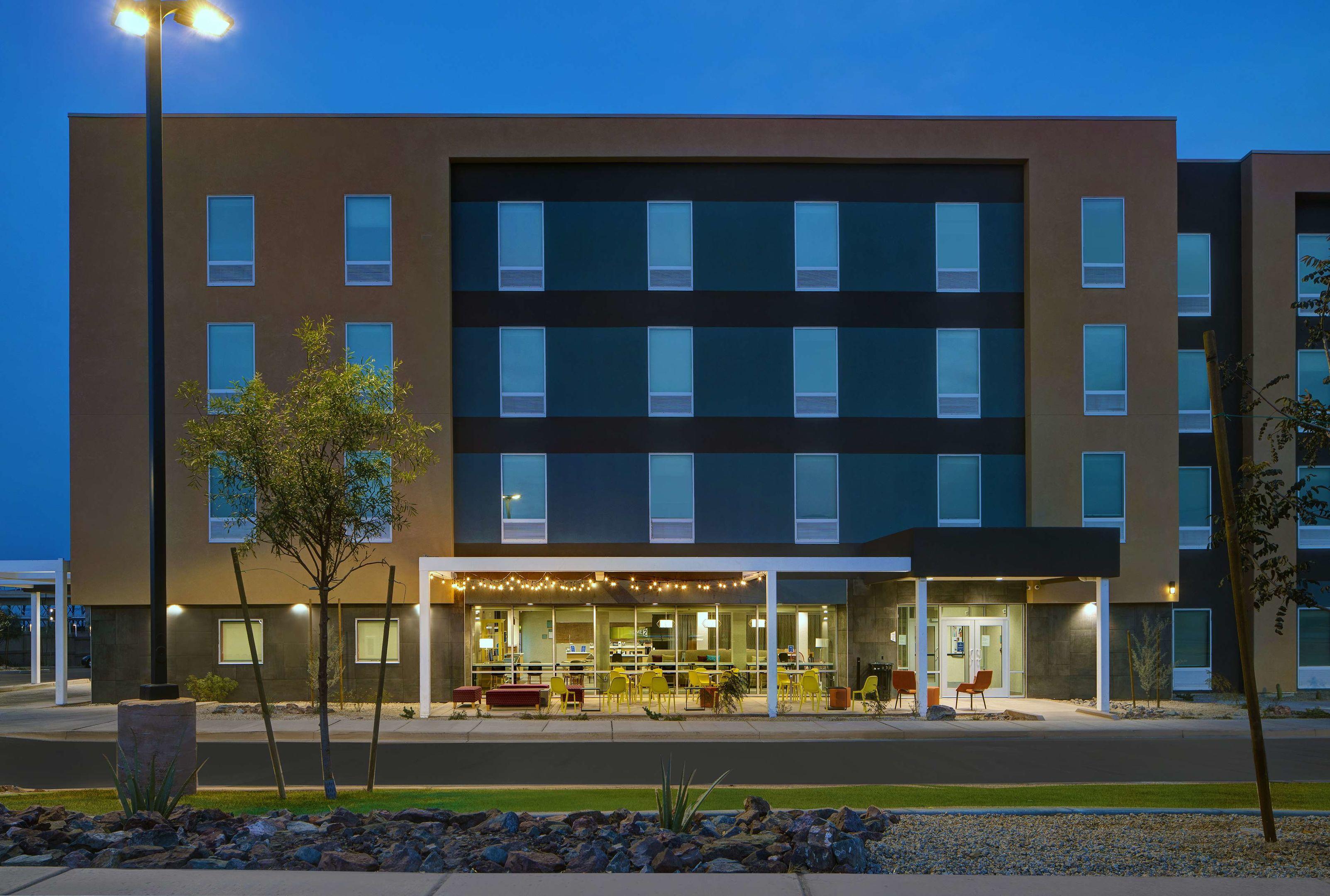 Home2 Suites by Hilton Yuma Pivot Point — photo 4