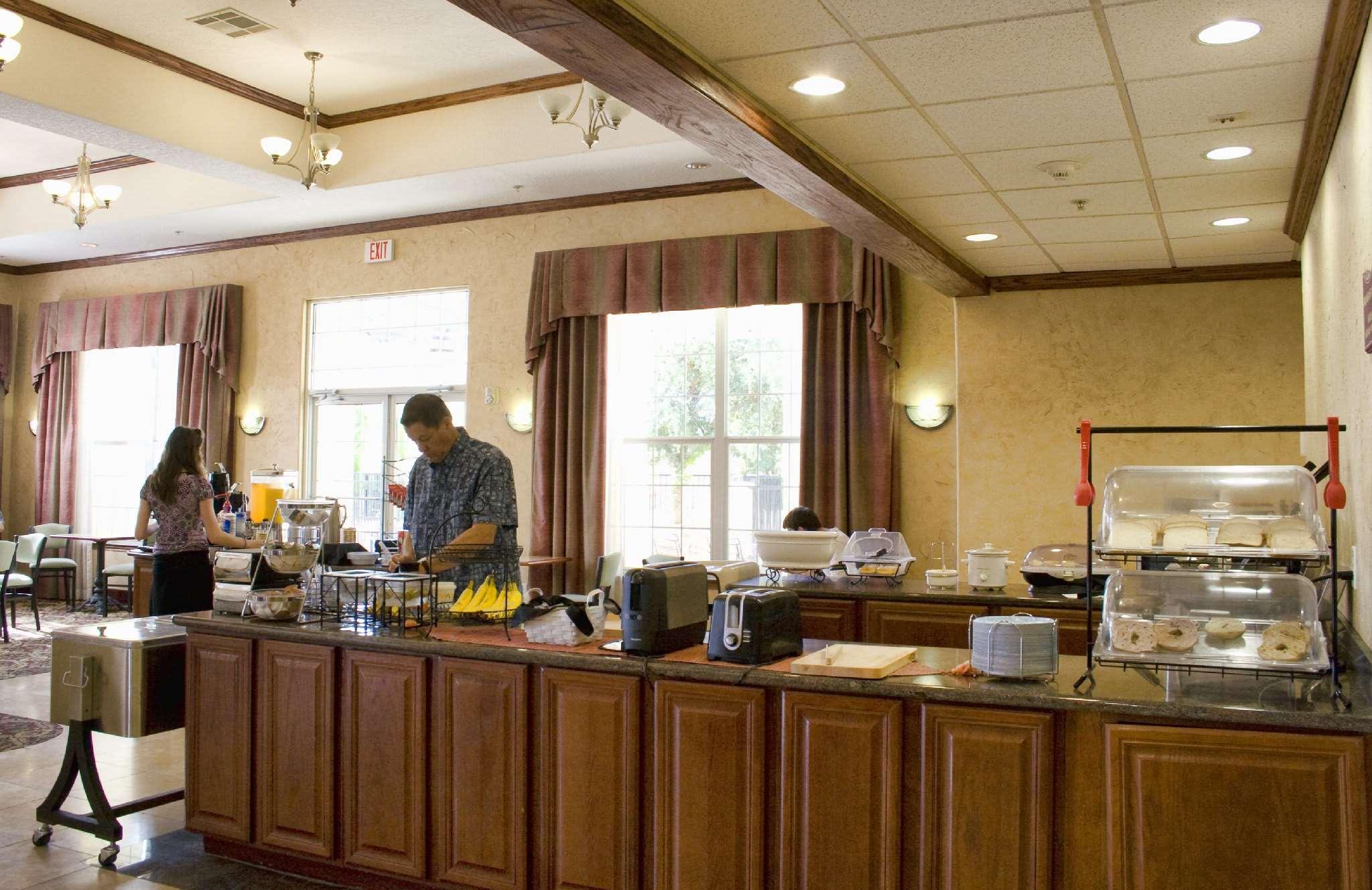 Arbor Inn & Suites — photo 5