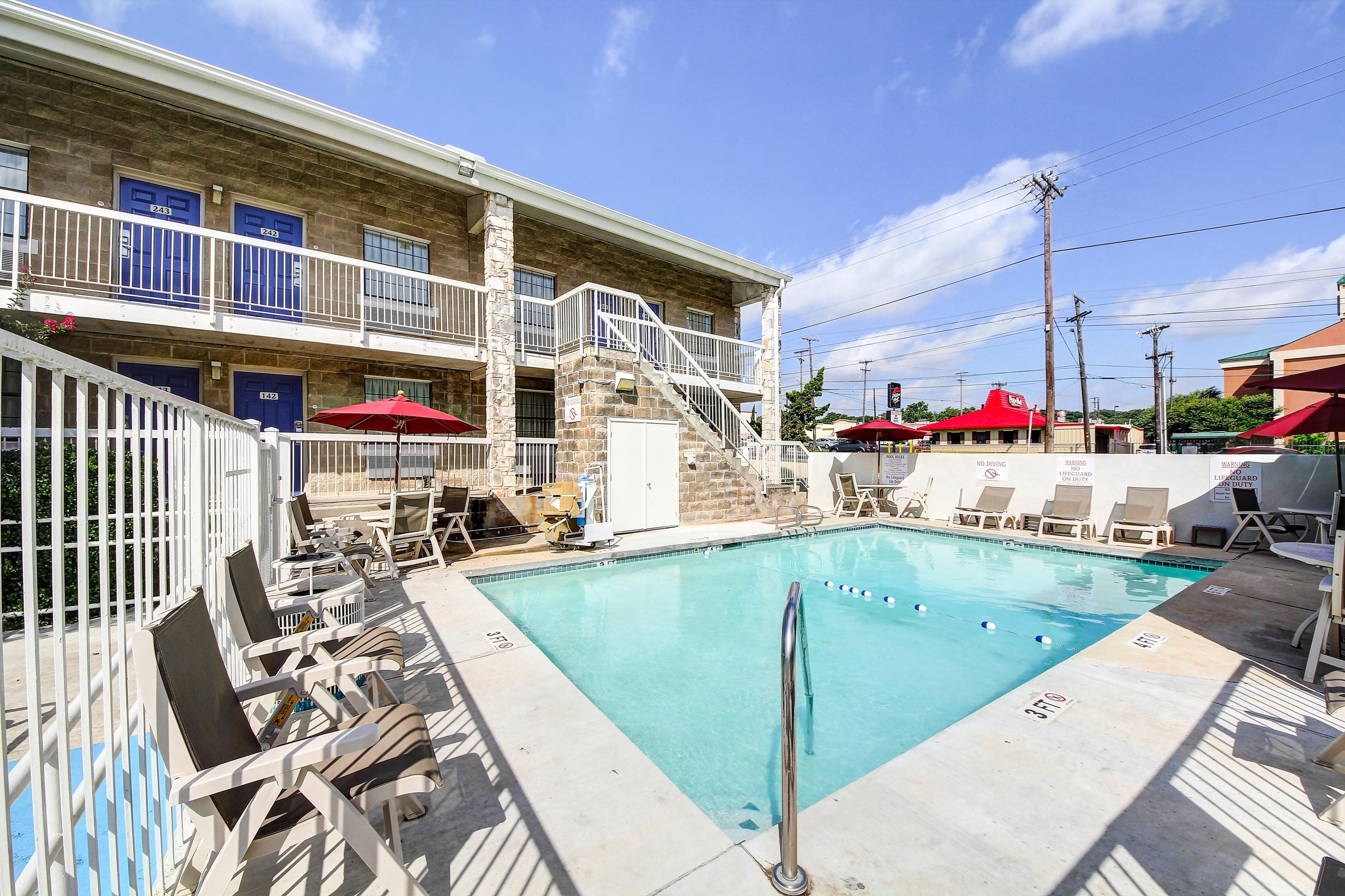 Motel 6 San Antonio Medical Center Northwest — photo 5