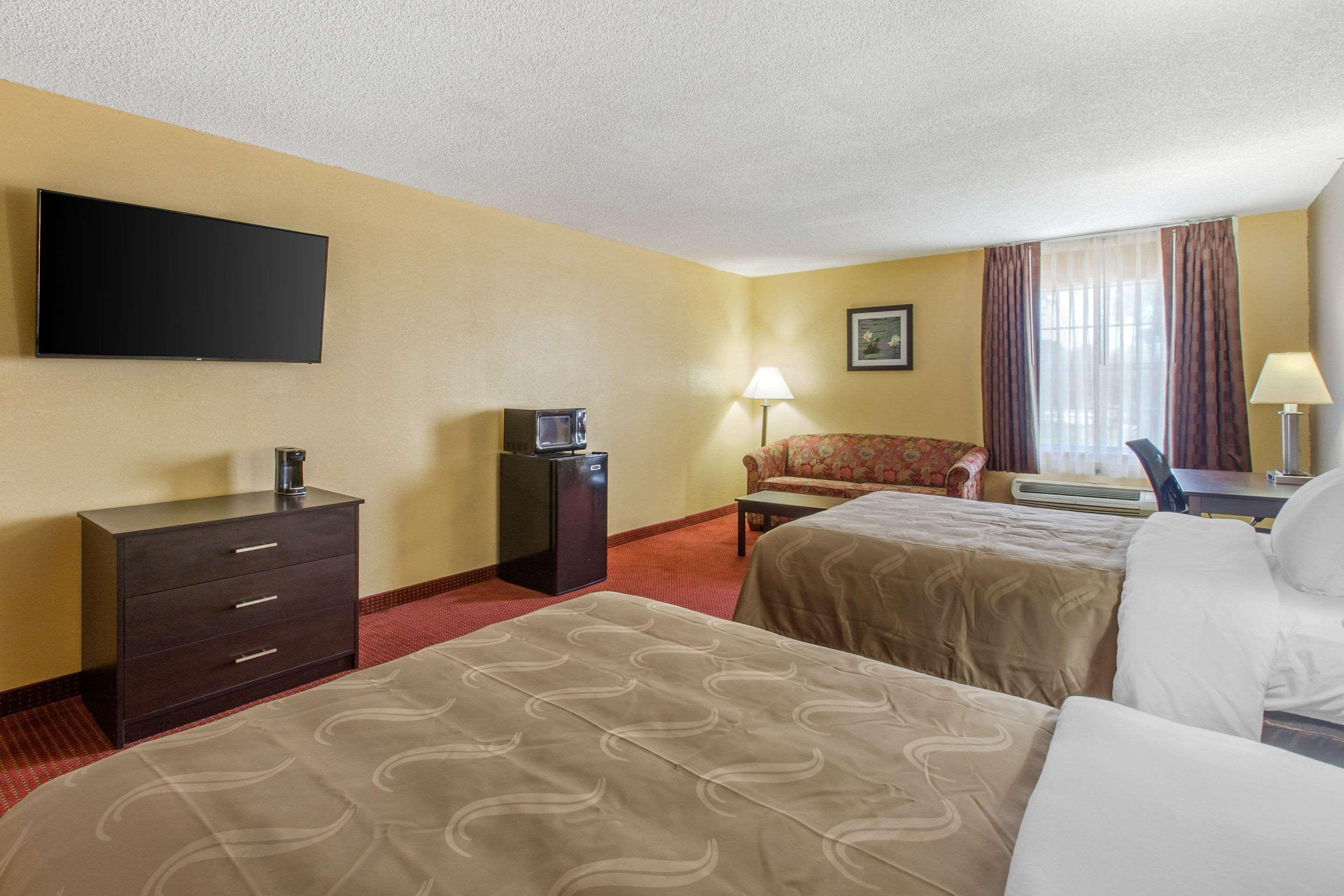 Quality Inn — photo 3