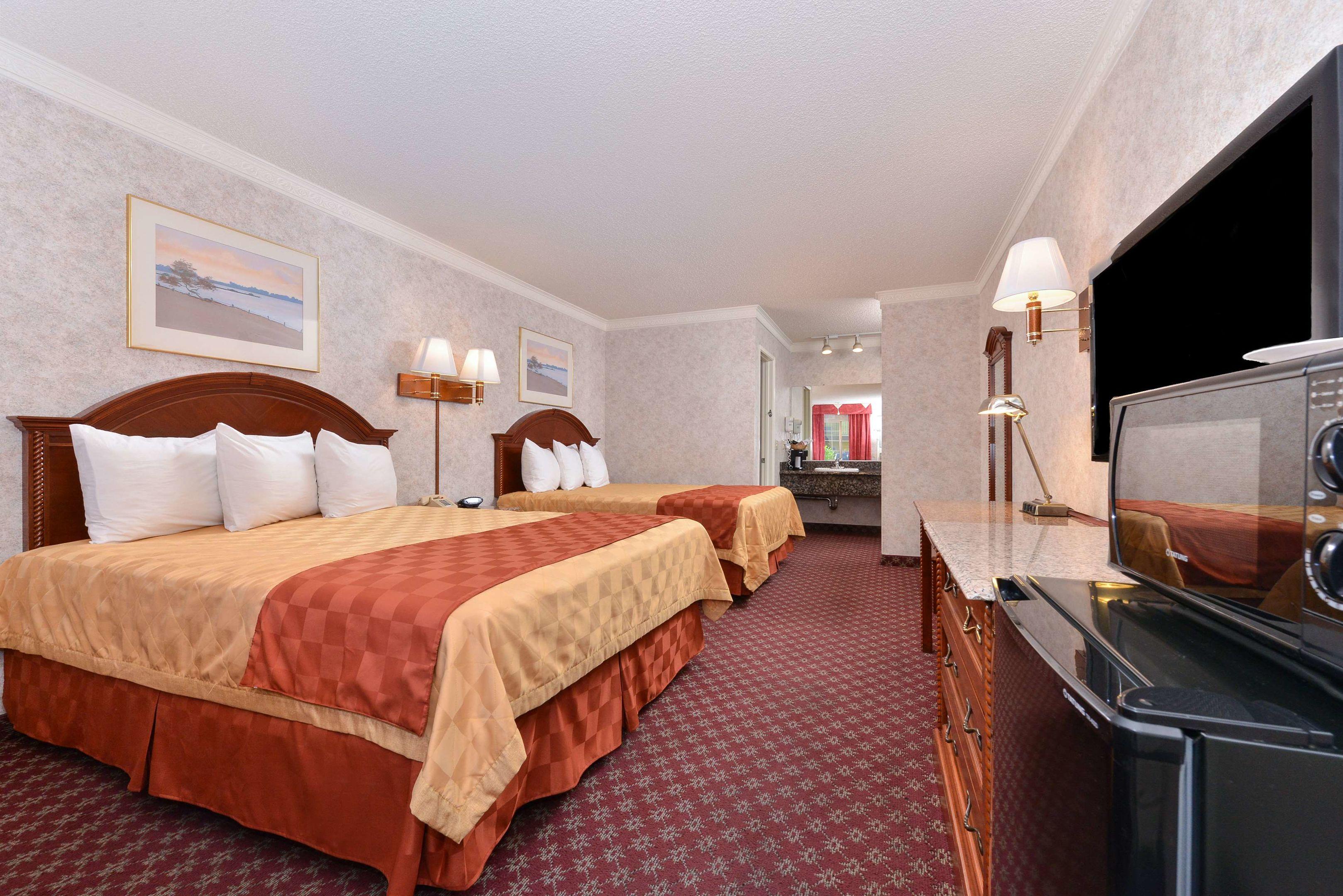 Americas Best Value Inn & Suites Fontana — photo 5