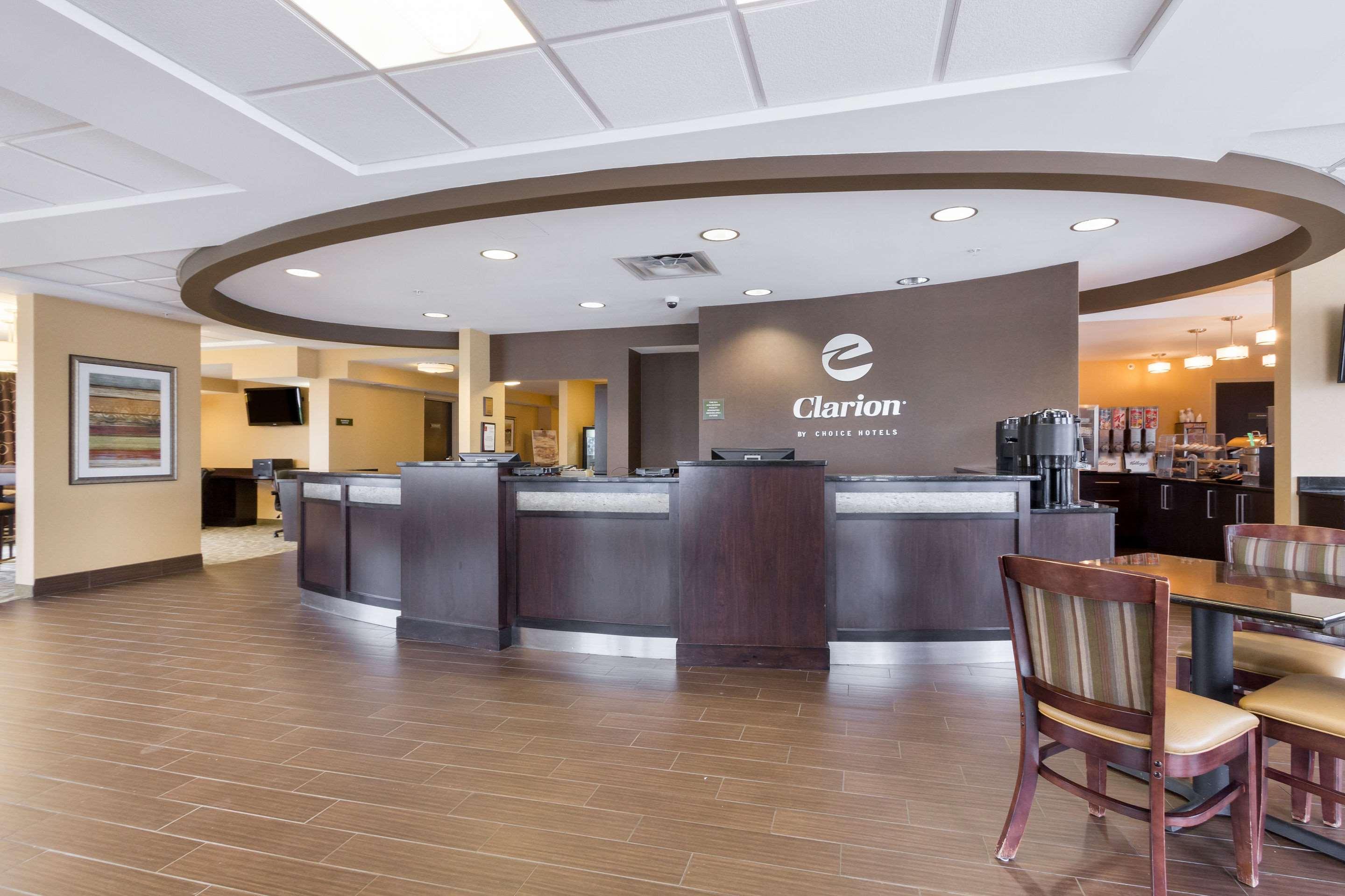 Clarion Beachwood — photo 5