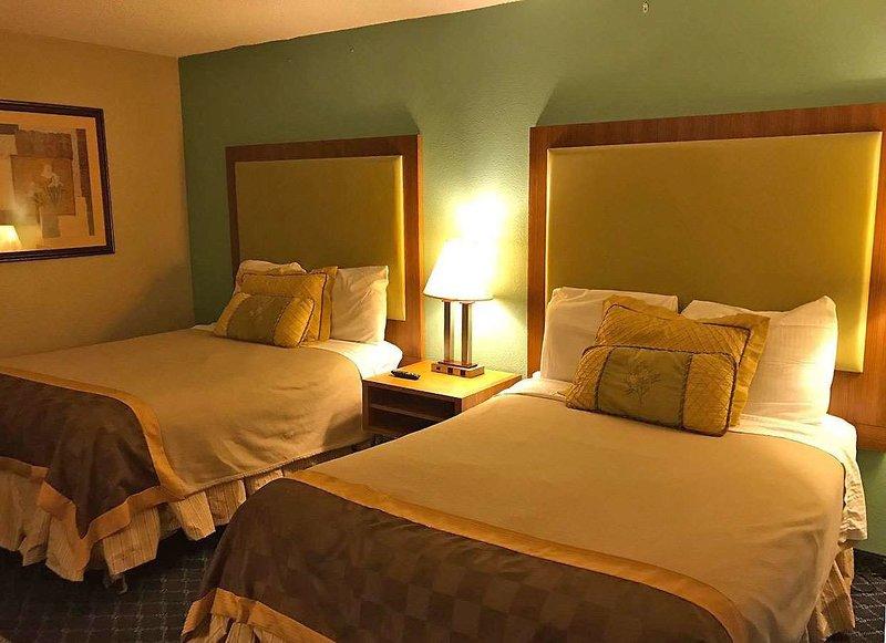 Americas Best Value Inn & Suites — photo 5