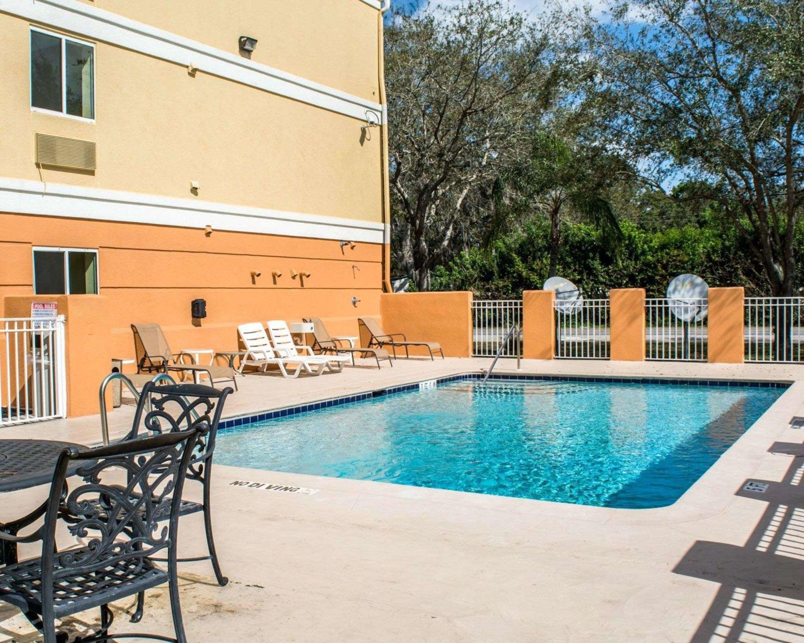 Comfort Inn — photo 4