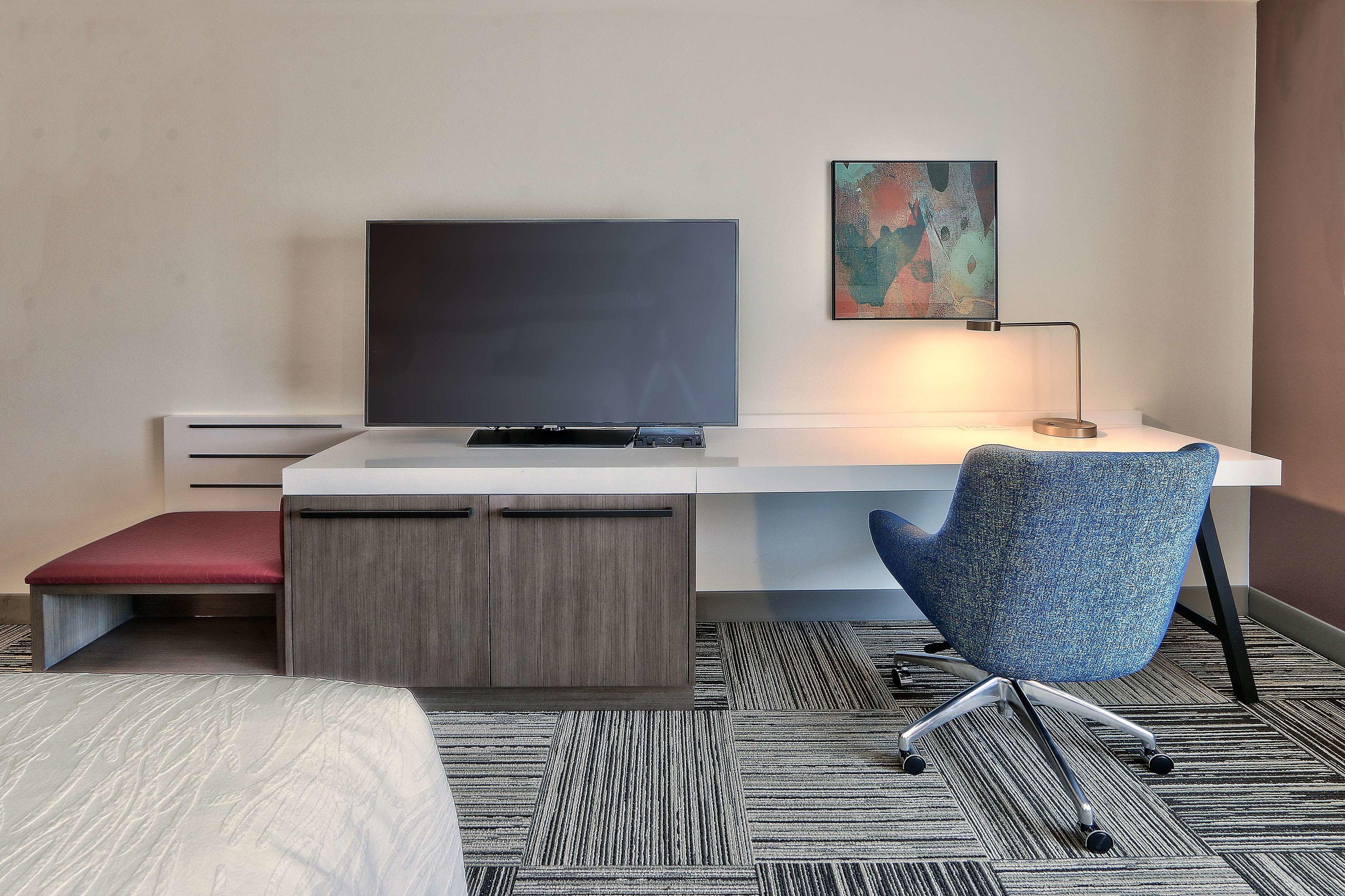 Hilton Garden Inn Albuquerque/Journal Center — photo 5