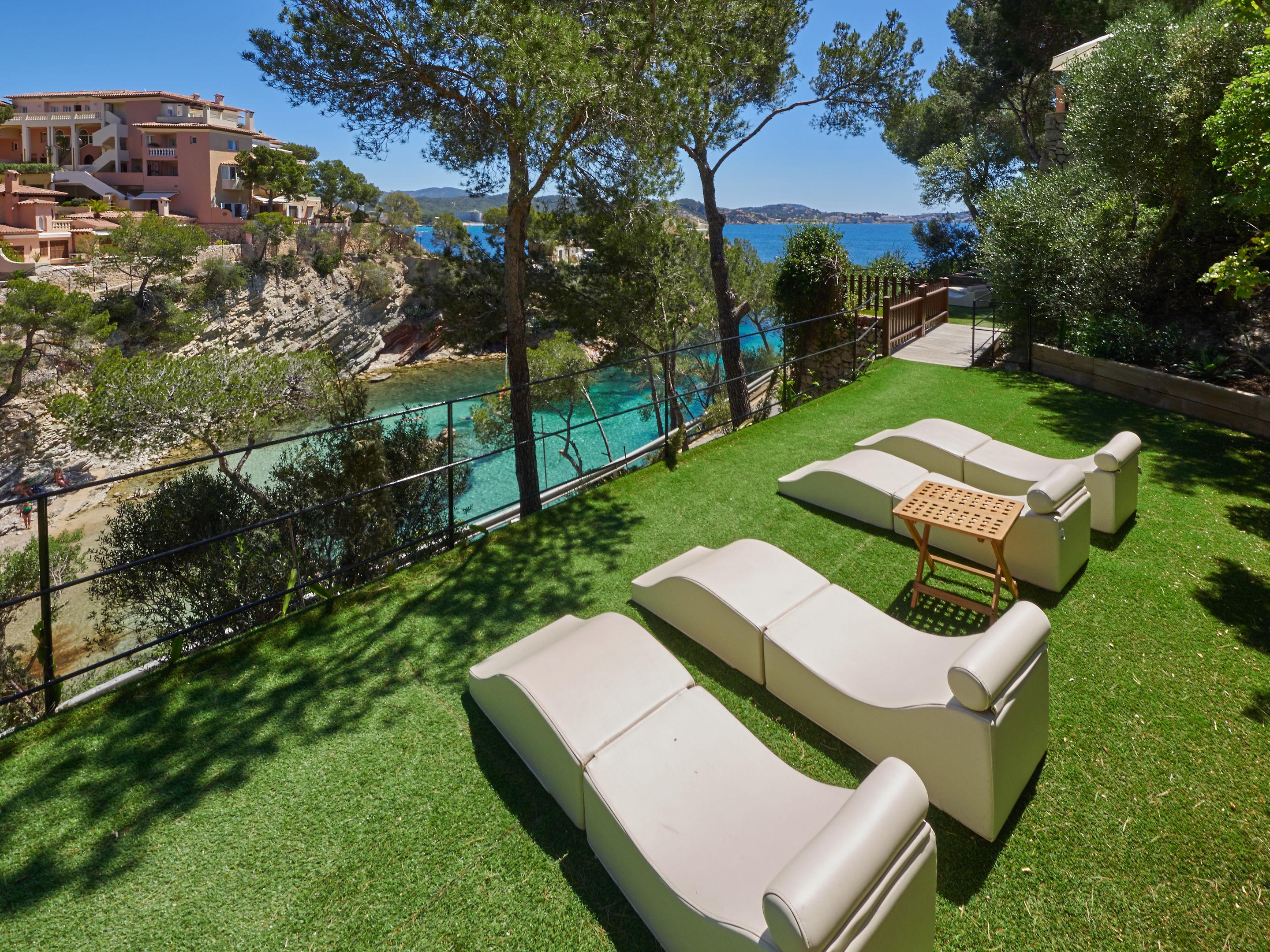 Hotel Petit Cala Fornells — photo 5