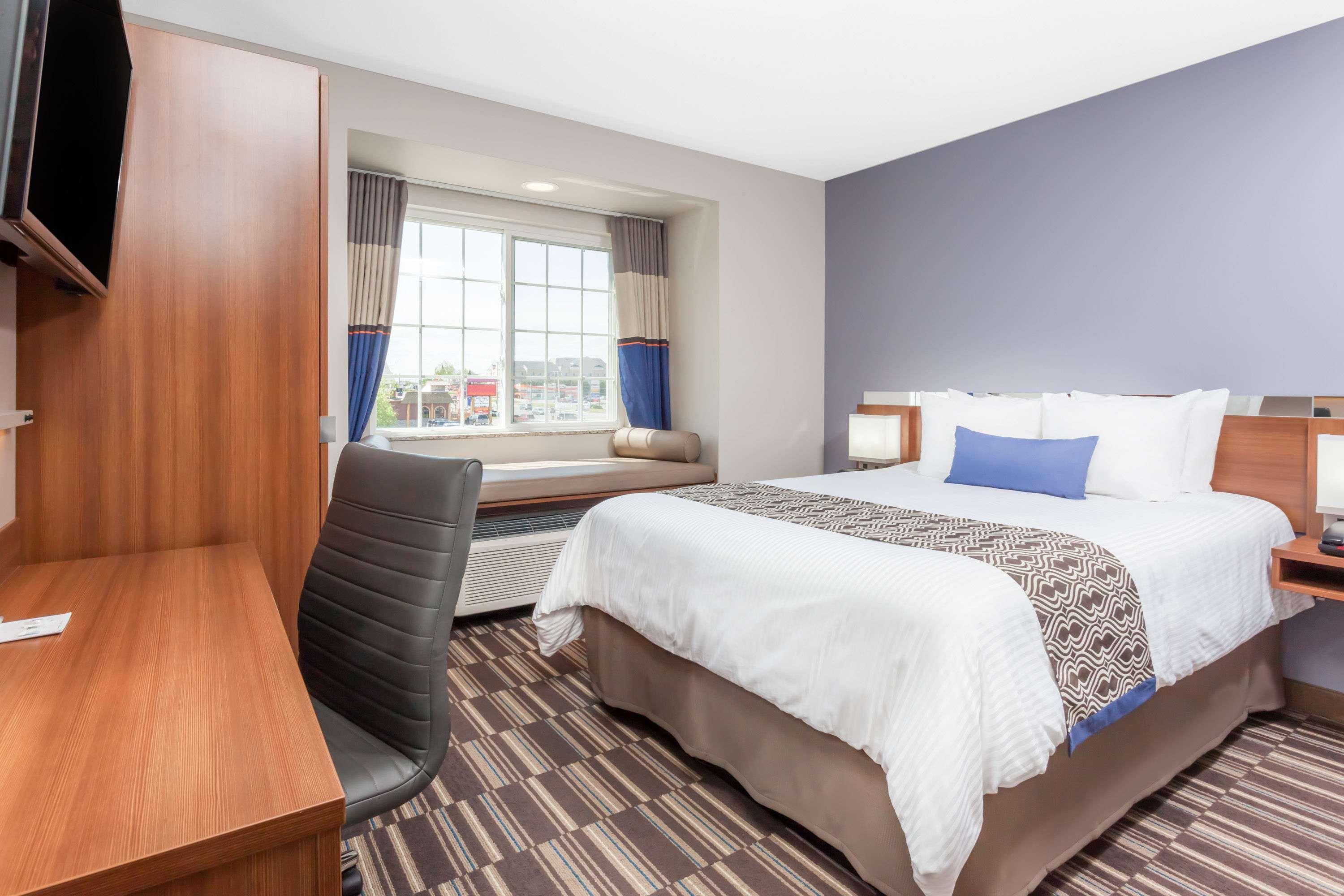 Microtel Inn And Suites By Wyndham Sault Ste. Marie — photo 4