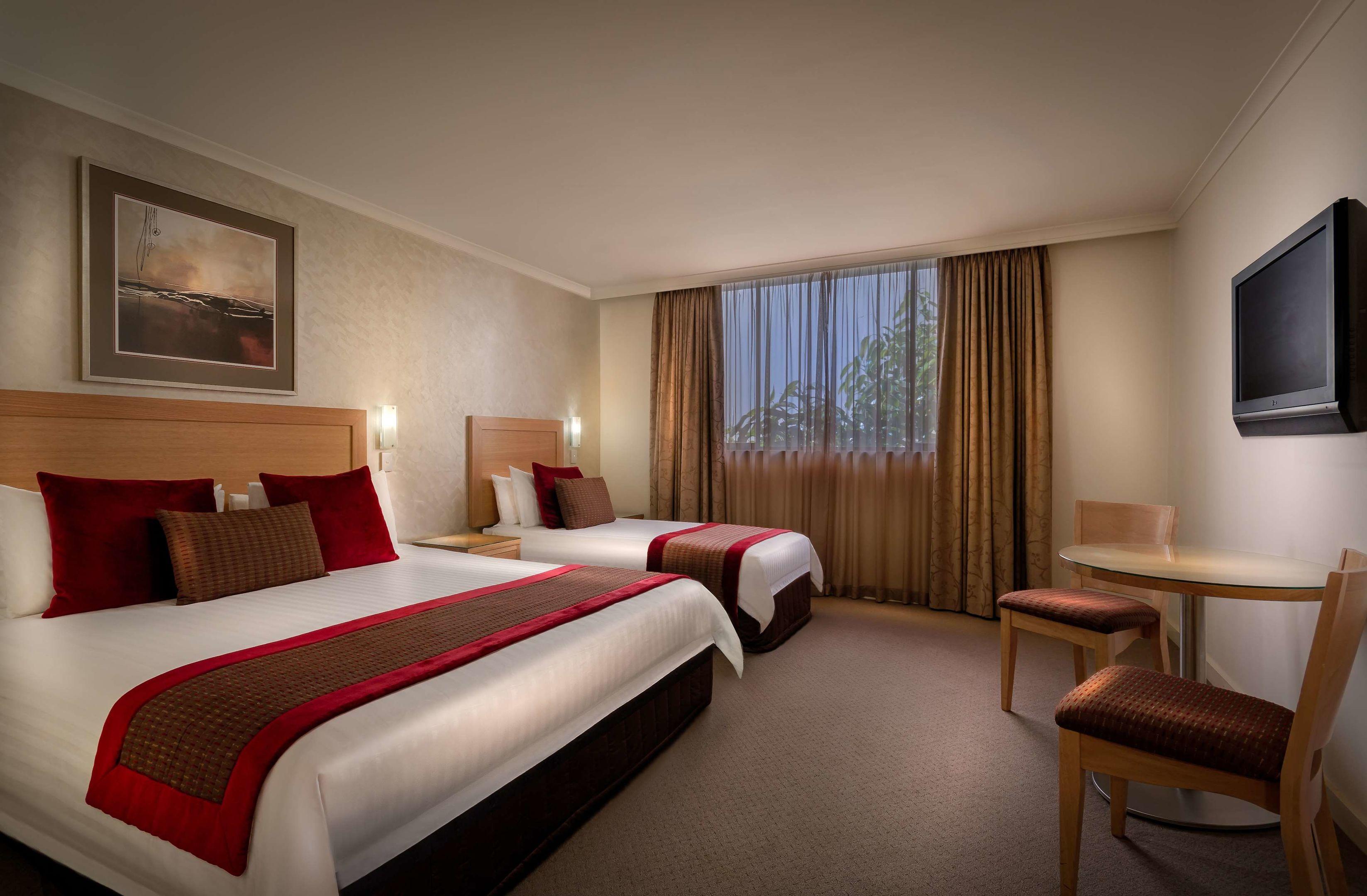 Best Western Plus Travel Inn Carlton — photo 5