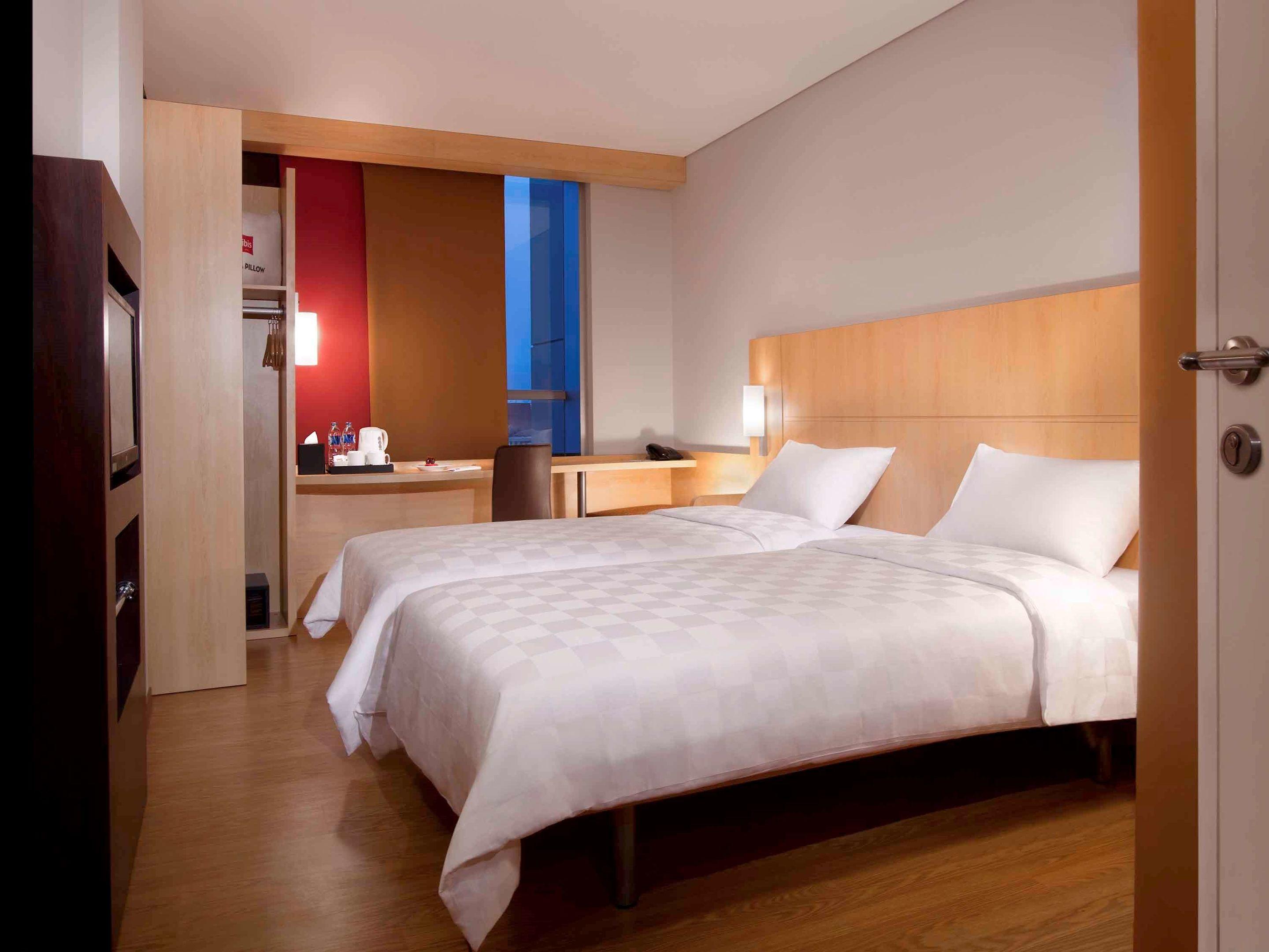 Hotel ibis Jakarta Senen — photo 4