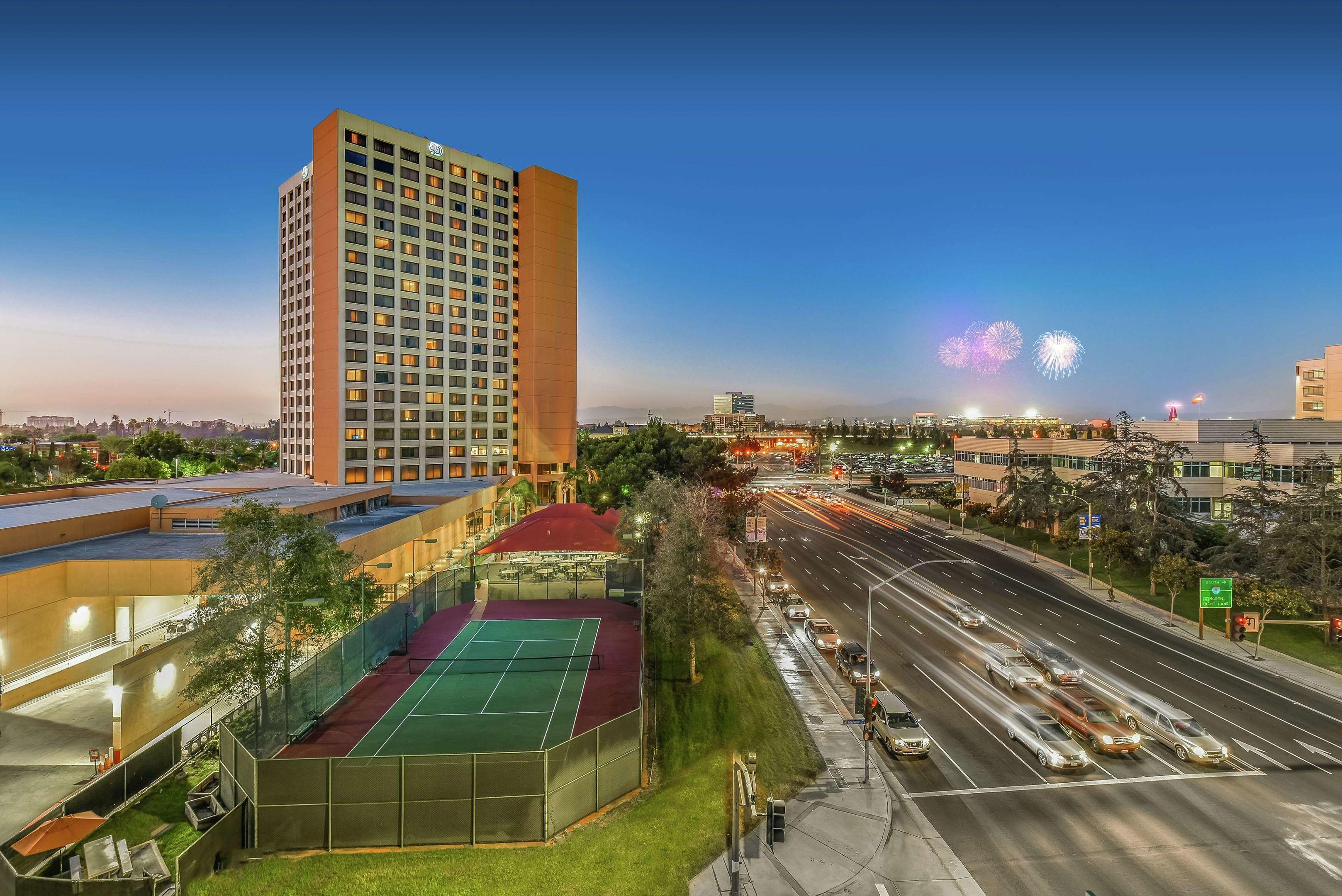 DoubleTree by Hilton Anaheim - Orange County — photo 4