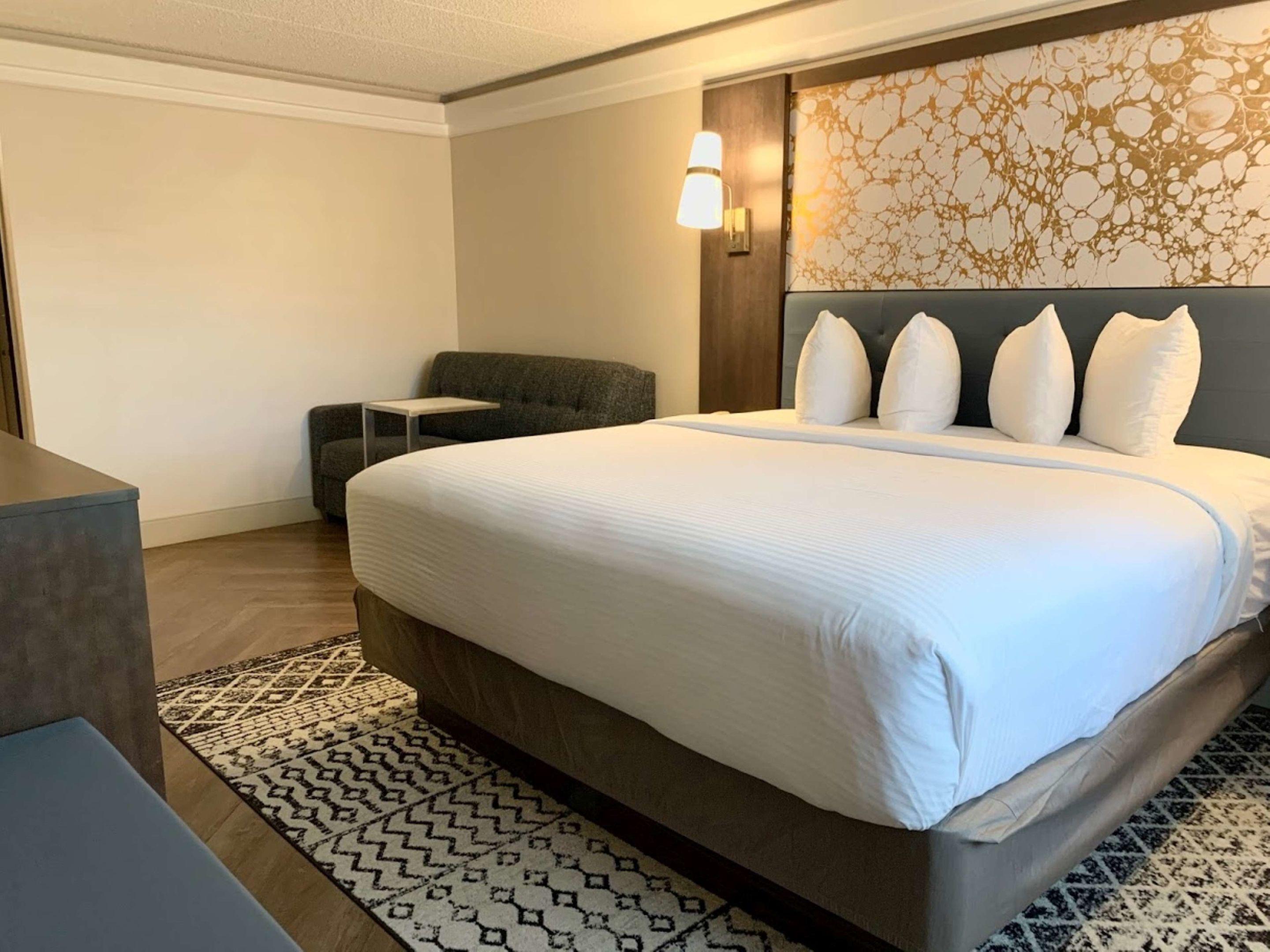 Best Western Plus Murray Hill Hotel and Suites — photo 4