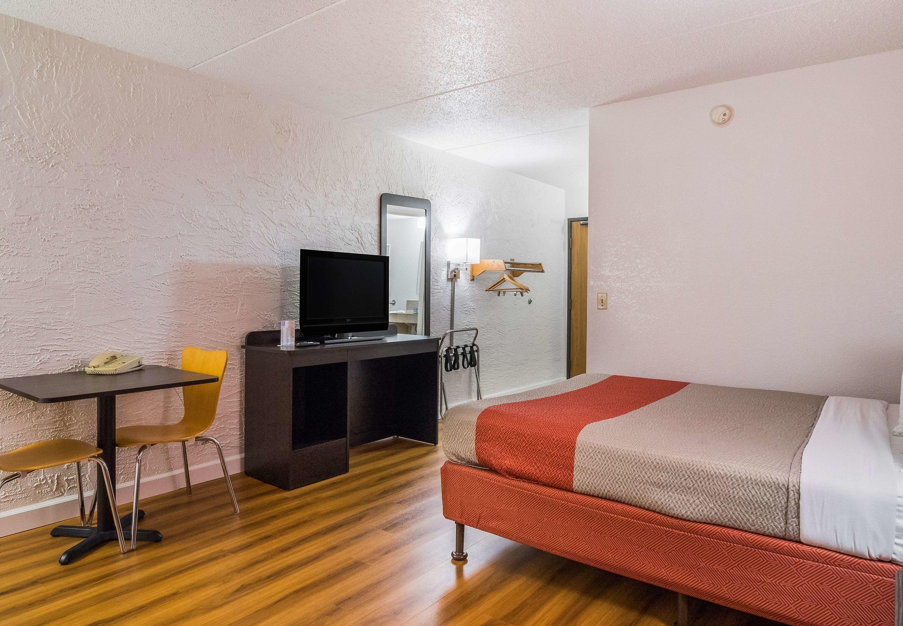Motel 6 Prospect Heights IL — photo 4