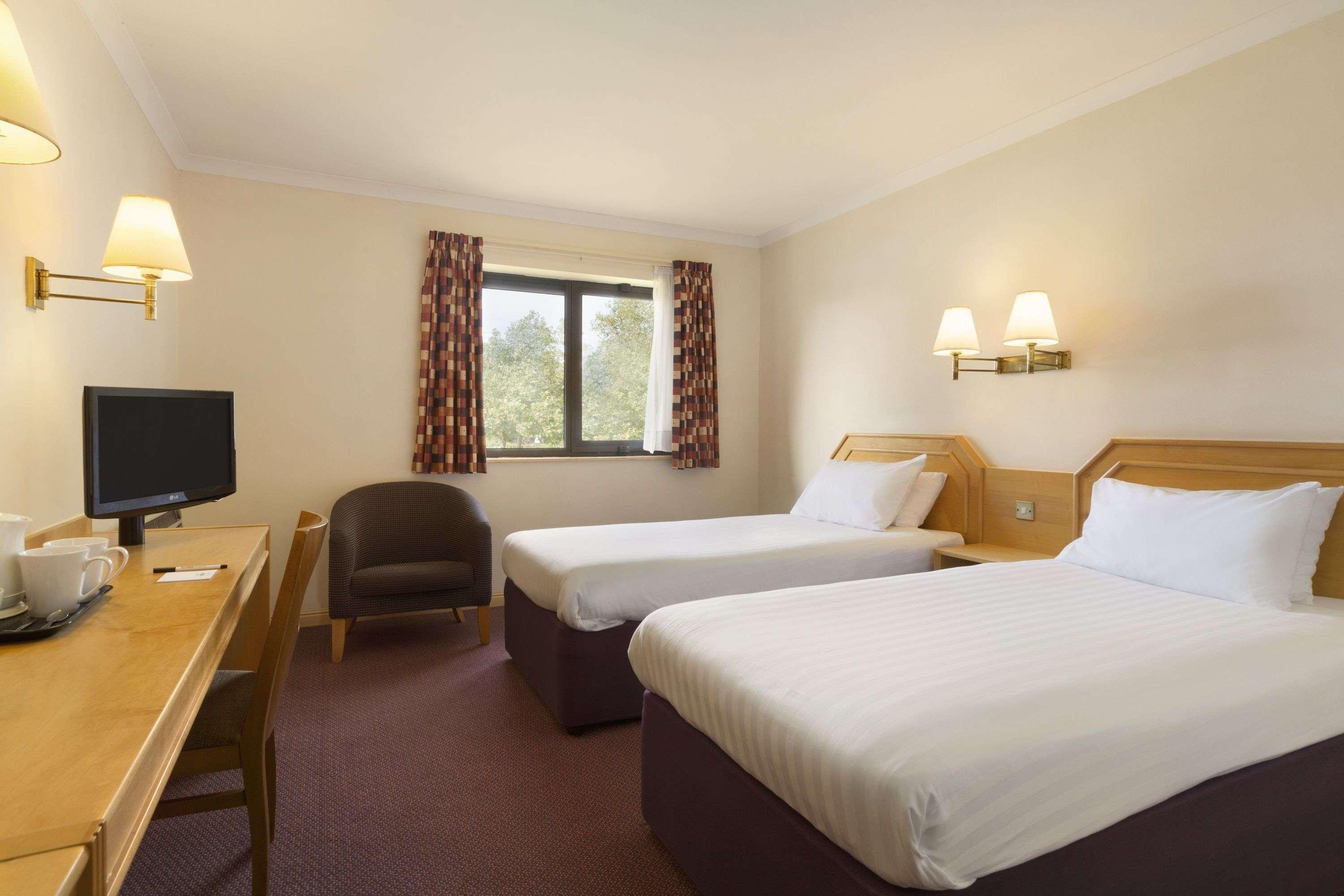 Days Inn Taunton — photo 4