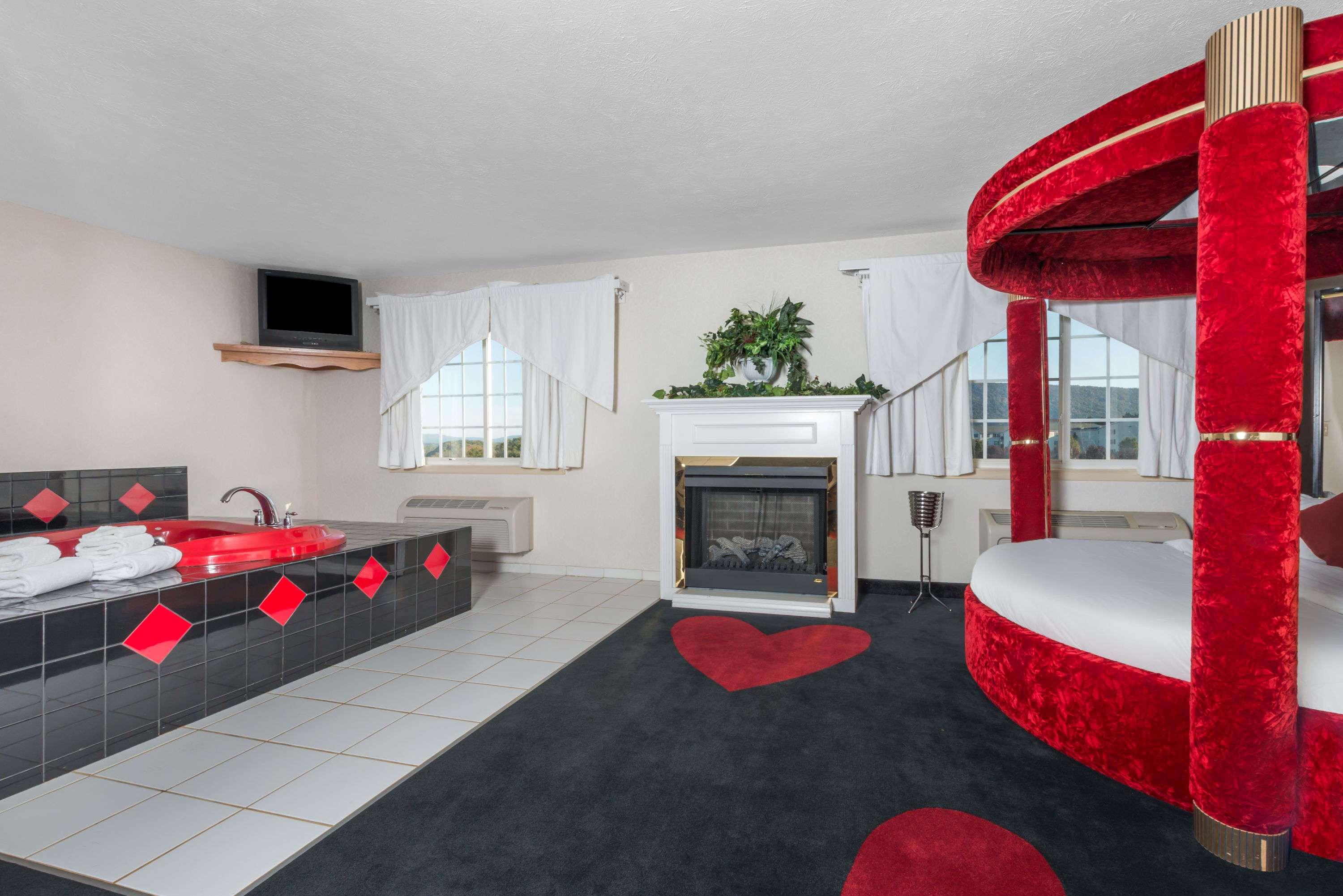Ramada Strasburg Hotel — photo 4