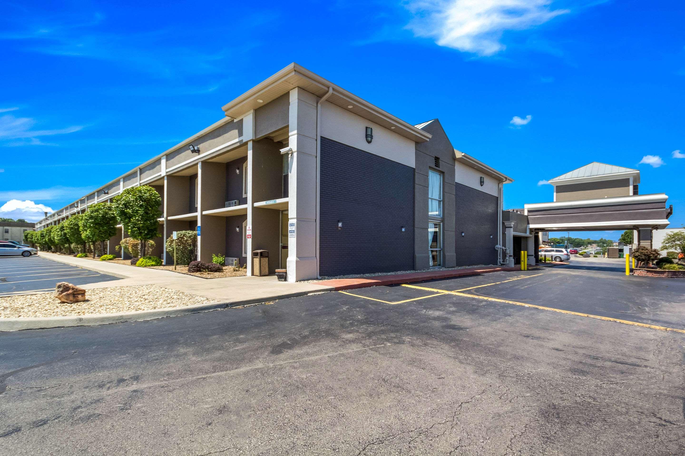 Quality Inn & Suites — photo 5