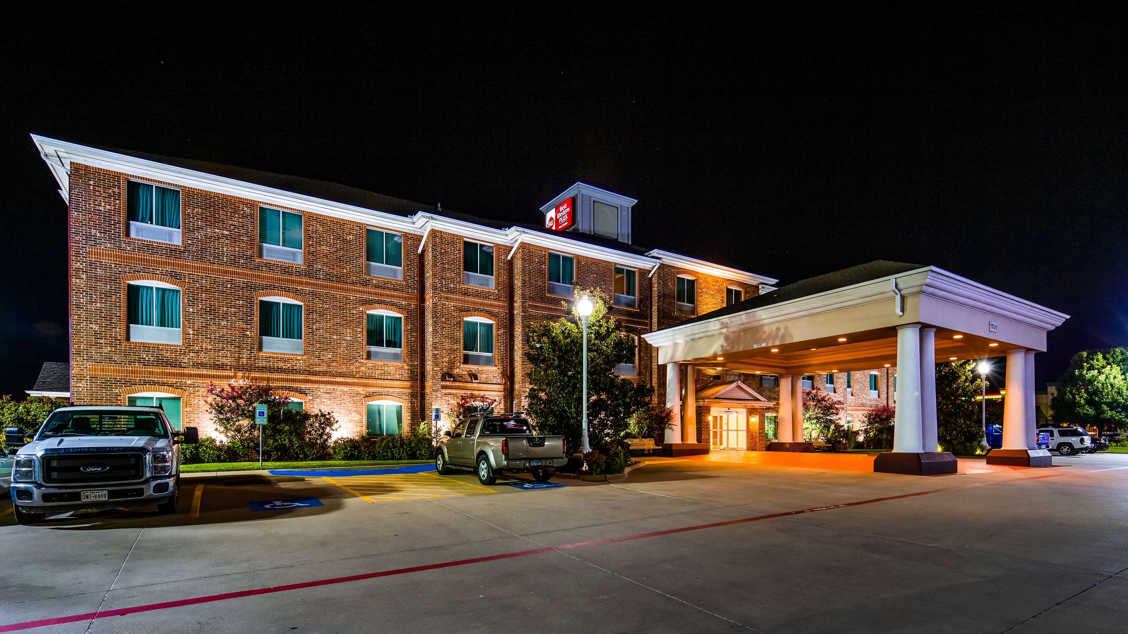 Best Western Plus Waxahachie Inn & Suites — photo 5