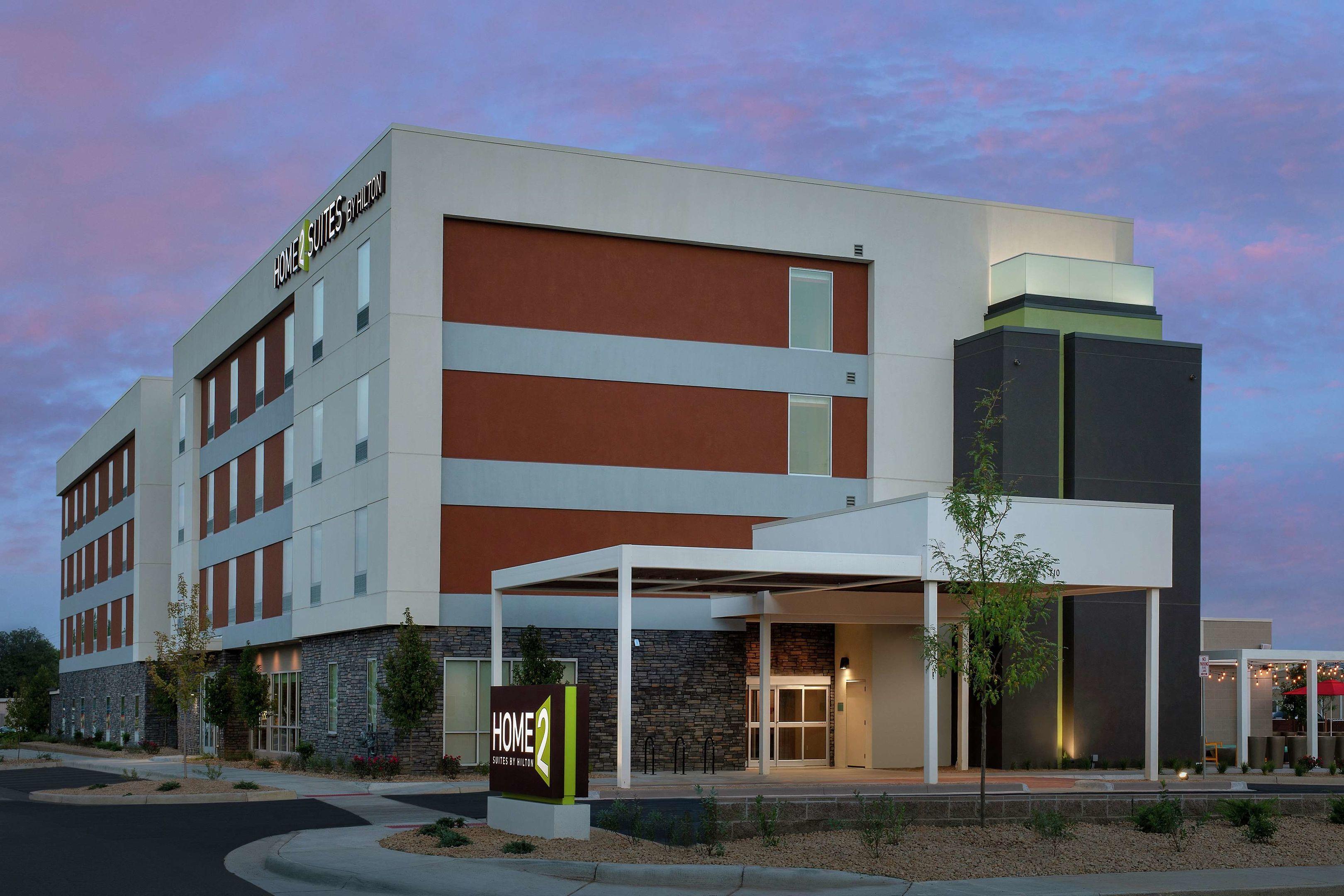 Home2 Suites By Hilton Longmont — photo 3