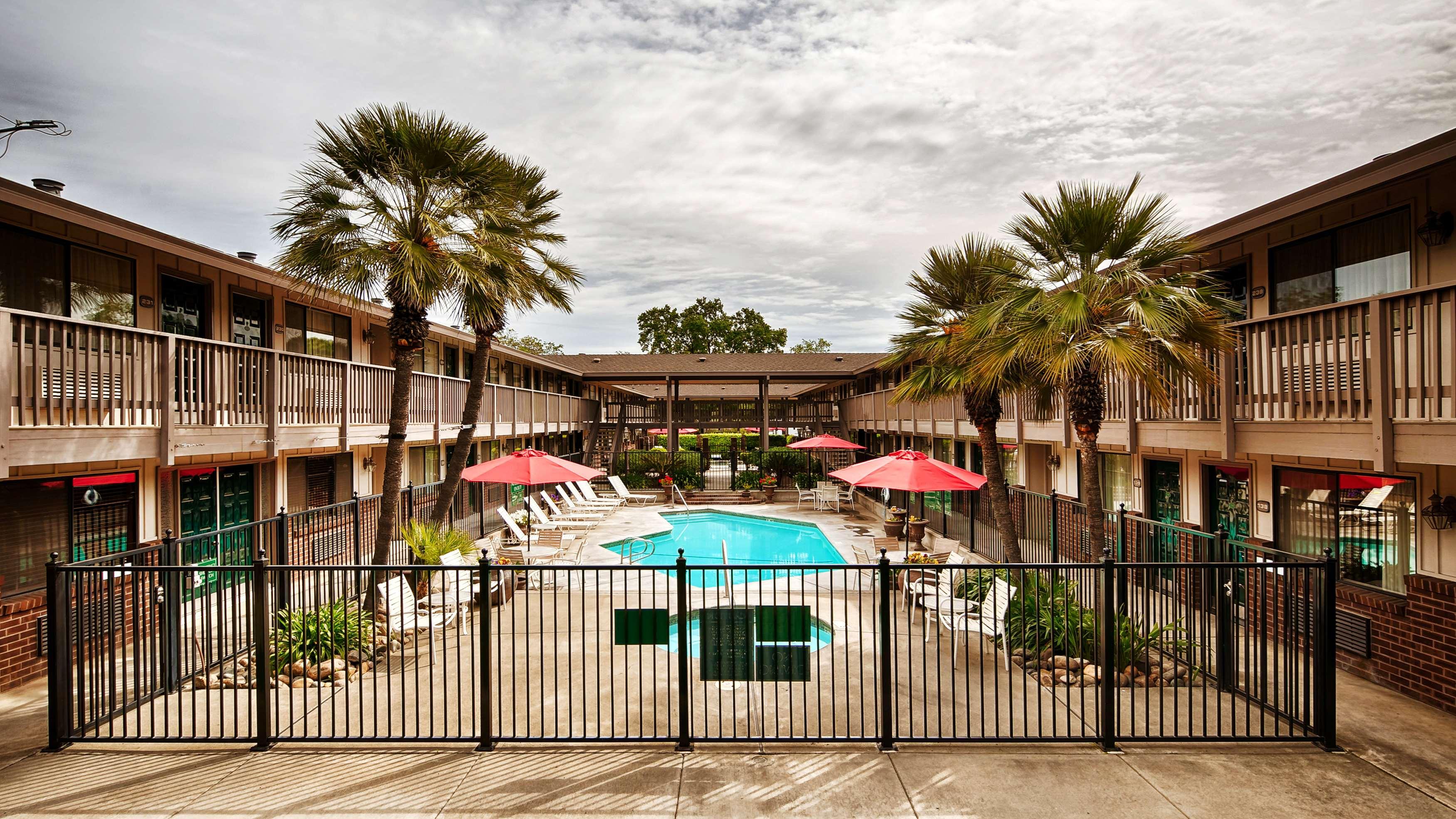Best Western Shadow Inn — photo 5