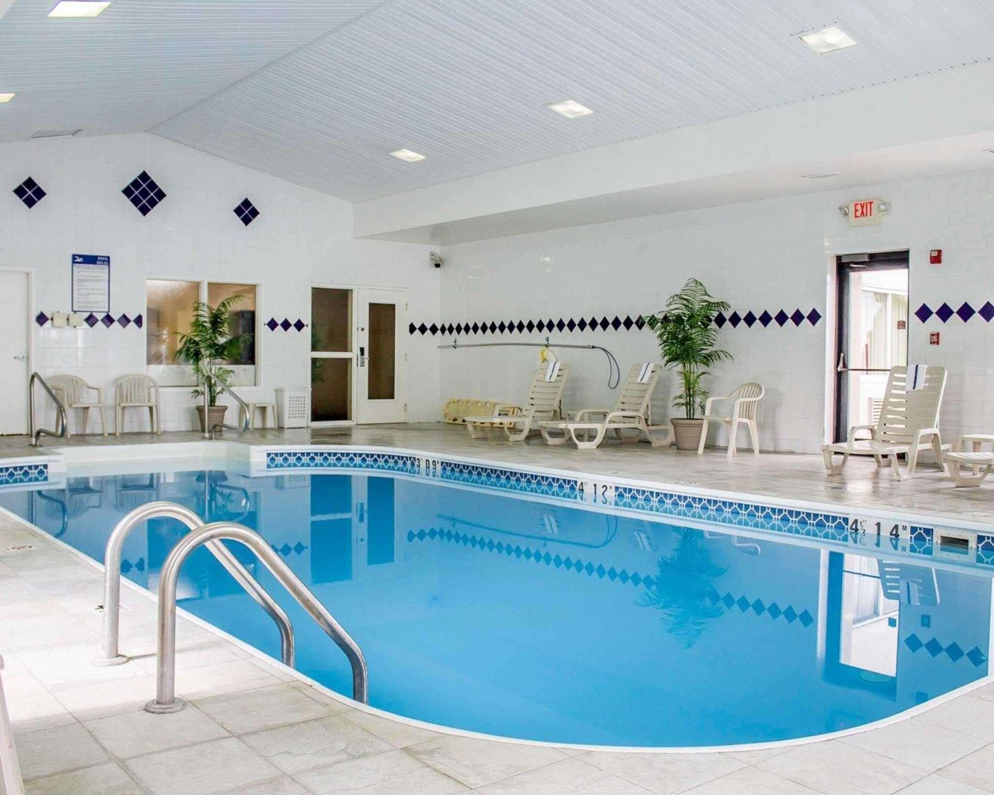 Quality Inn Huron — photo 4