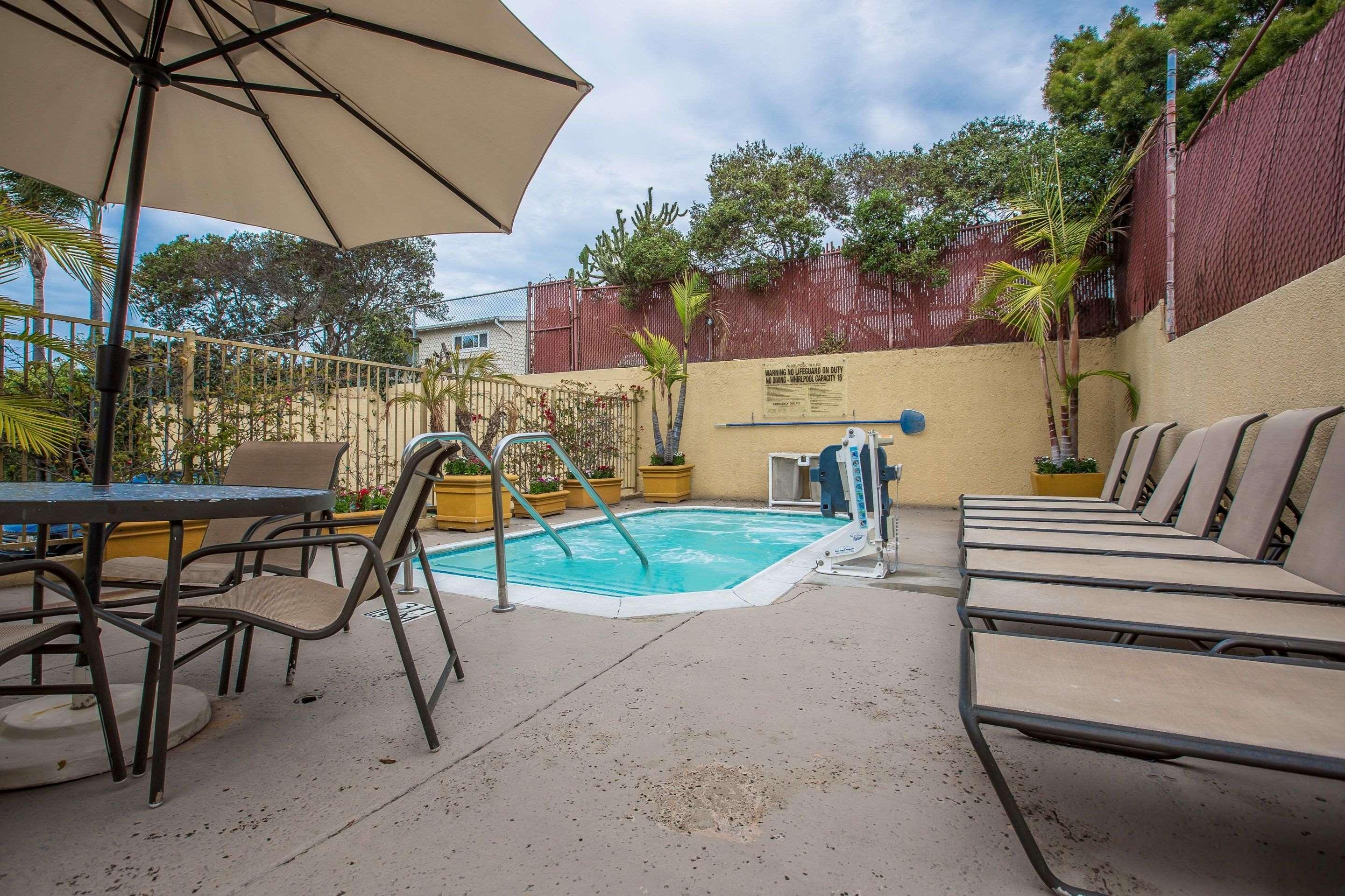 Quality Inn & Suites Hermosa Beach — photo 4