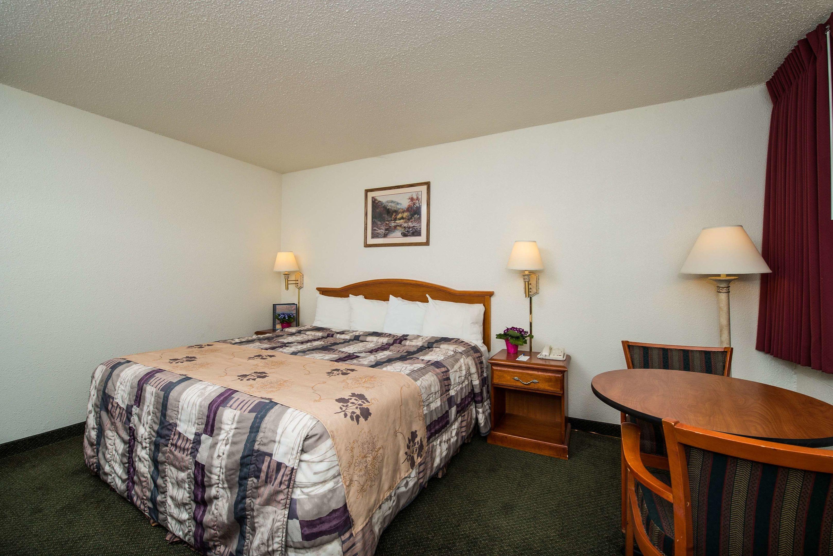 Americas Best Value Inn — photo 5