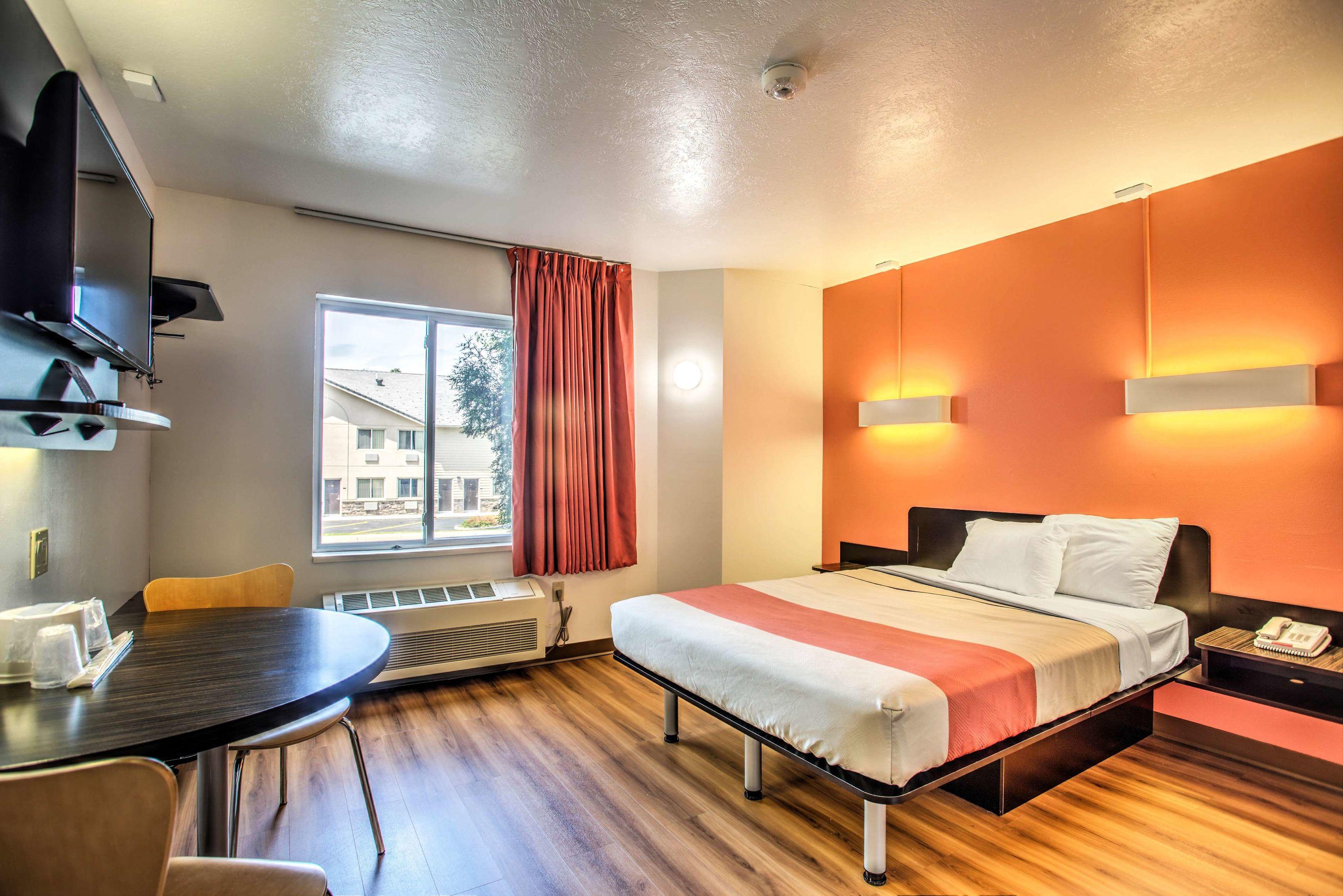 Motel 6 Bozeman — photo 5