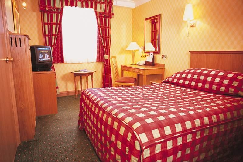 The Royal Angus Hotel — photo 5
