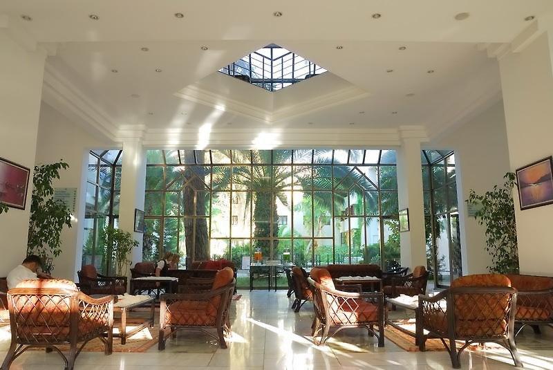 Larissa Art Beach Hotel — photo 3
